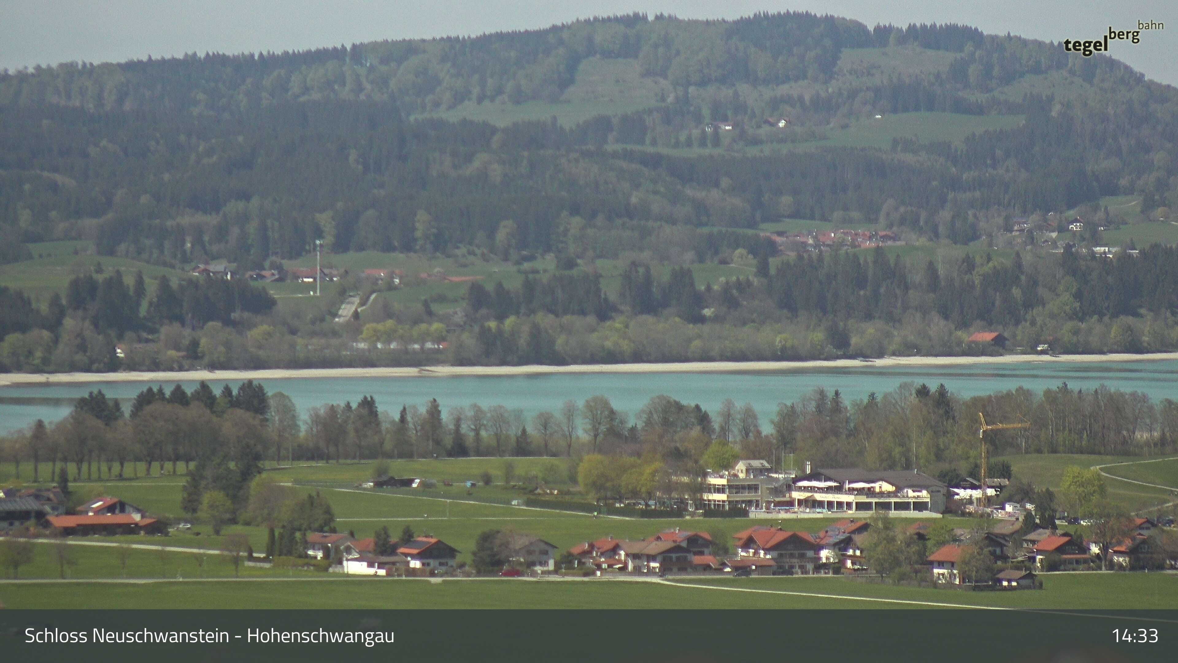 Archived image Webcam Lake Forggen, south bank and village Schwangau