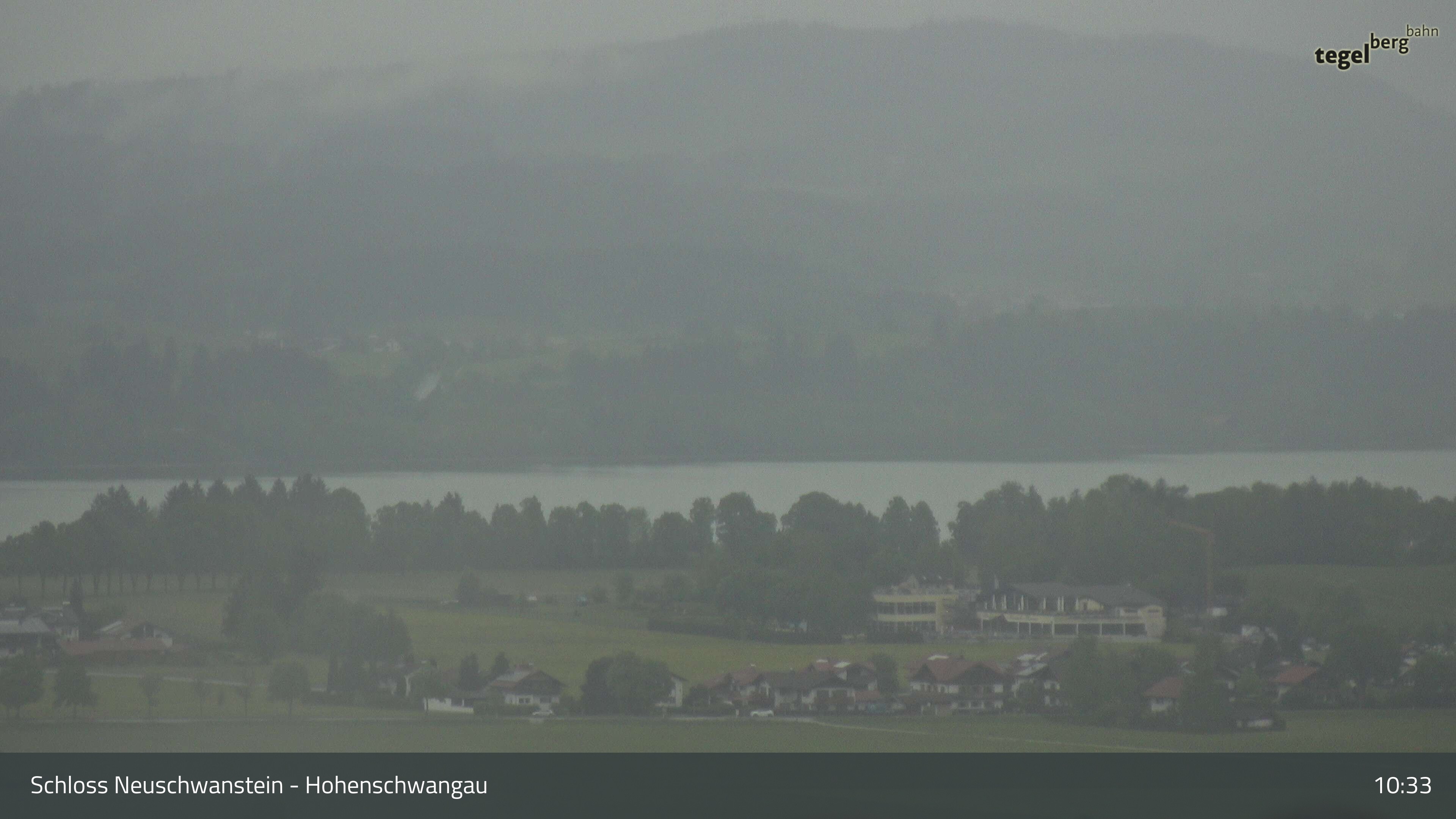 Archived image Webcam Lake Forggen, south bank and village Schwangau