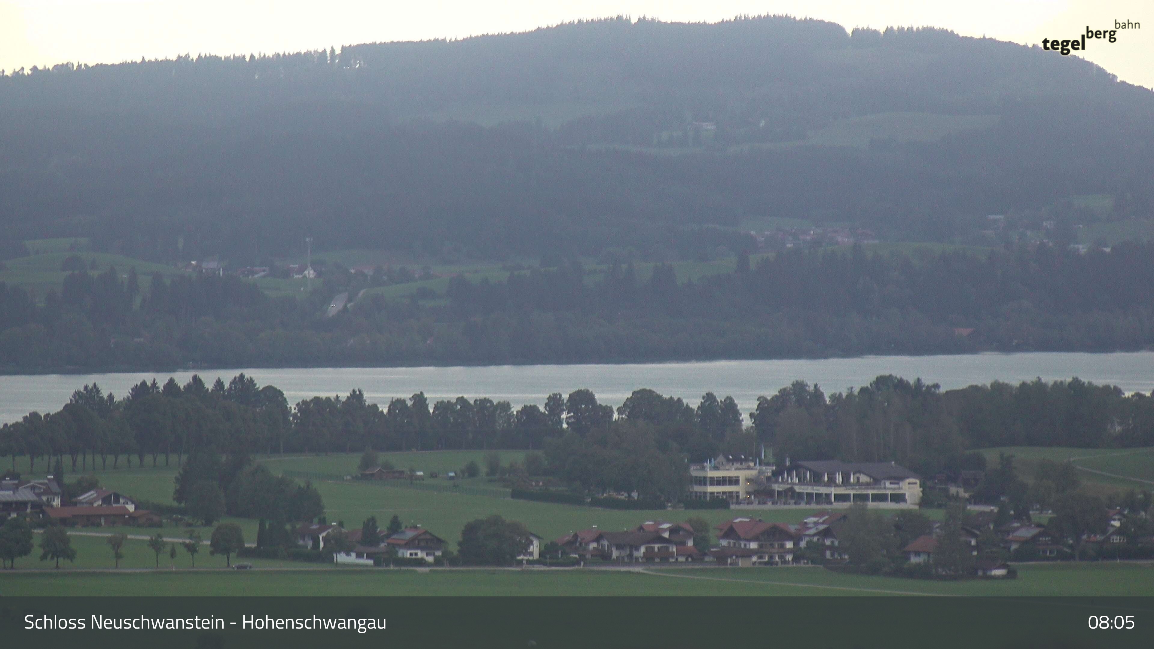 Archived image Webcam Lake Forggen, south bank and village Schwangau