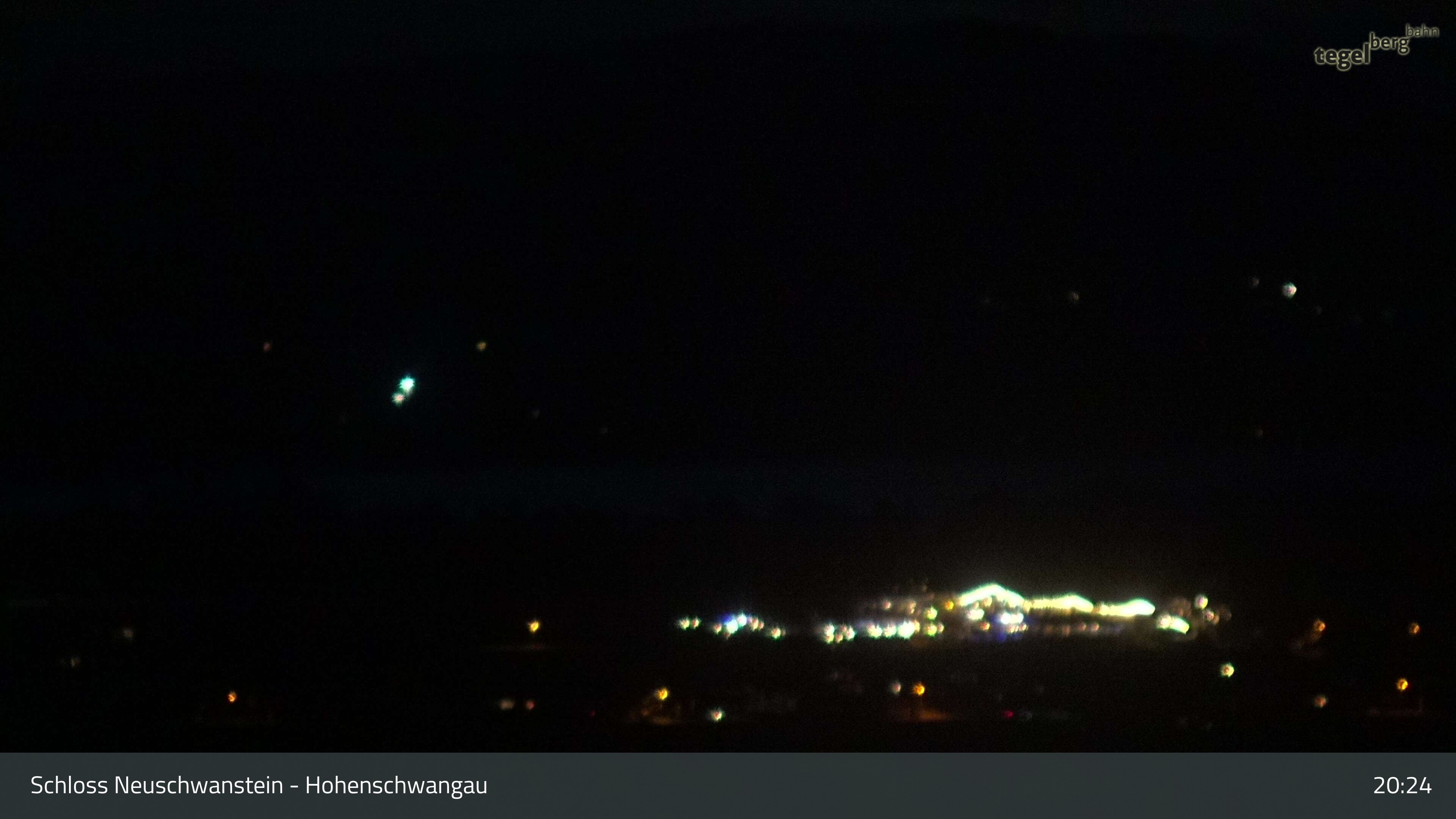 Archived image Webcam Lake Forggen, south bank and village Schwangau
