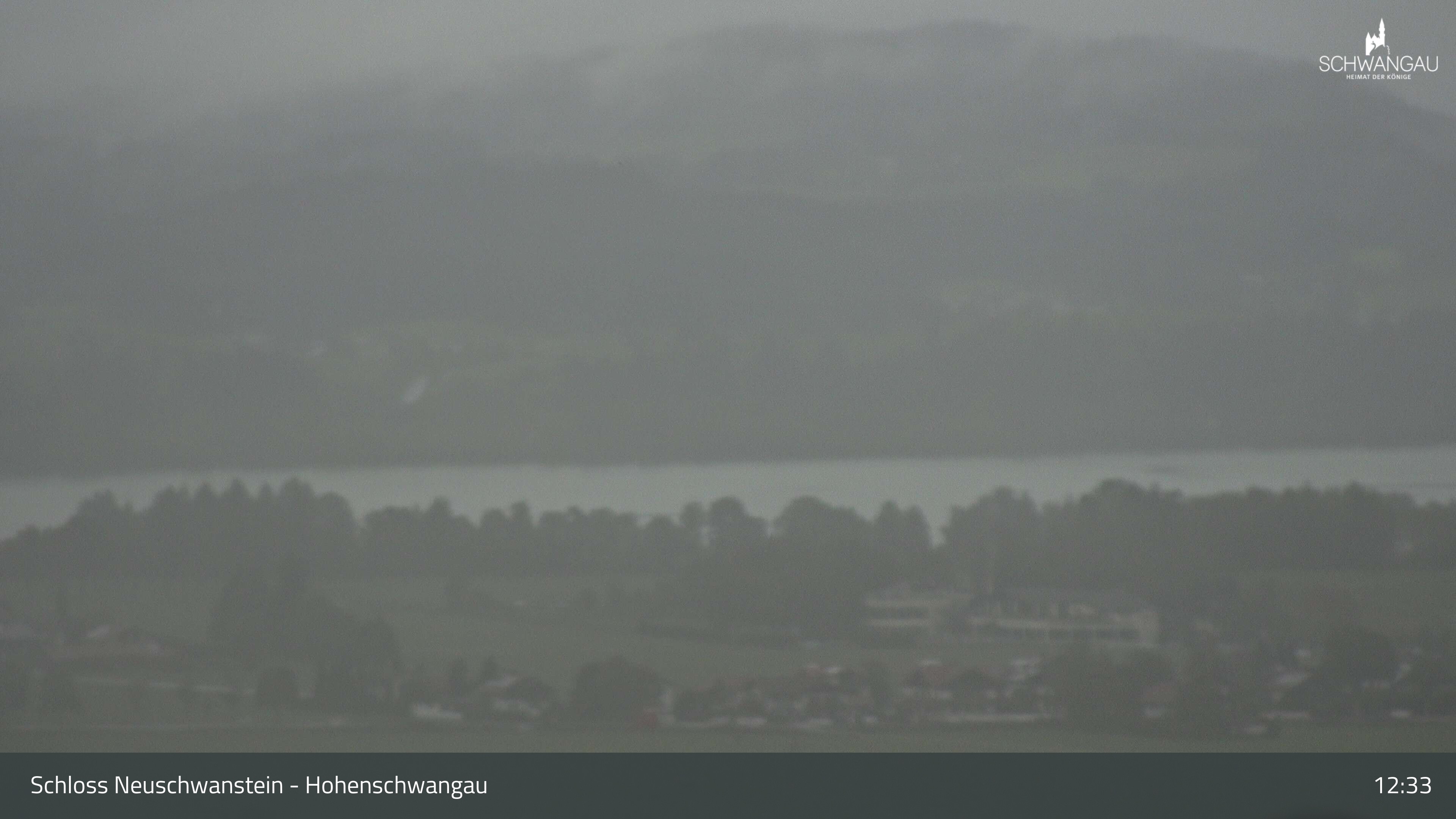 Archived image Webcam Lake Forggen, south bank and village Schwangau