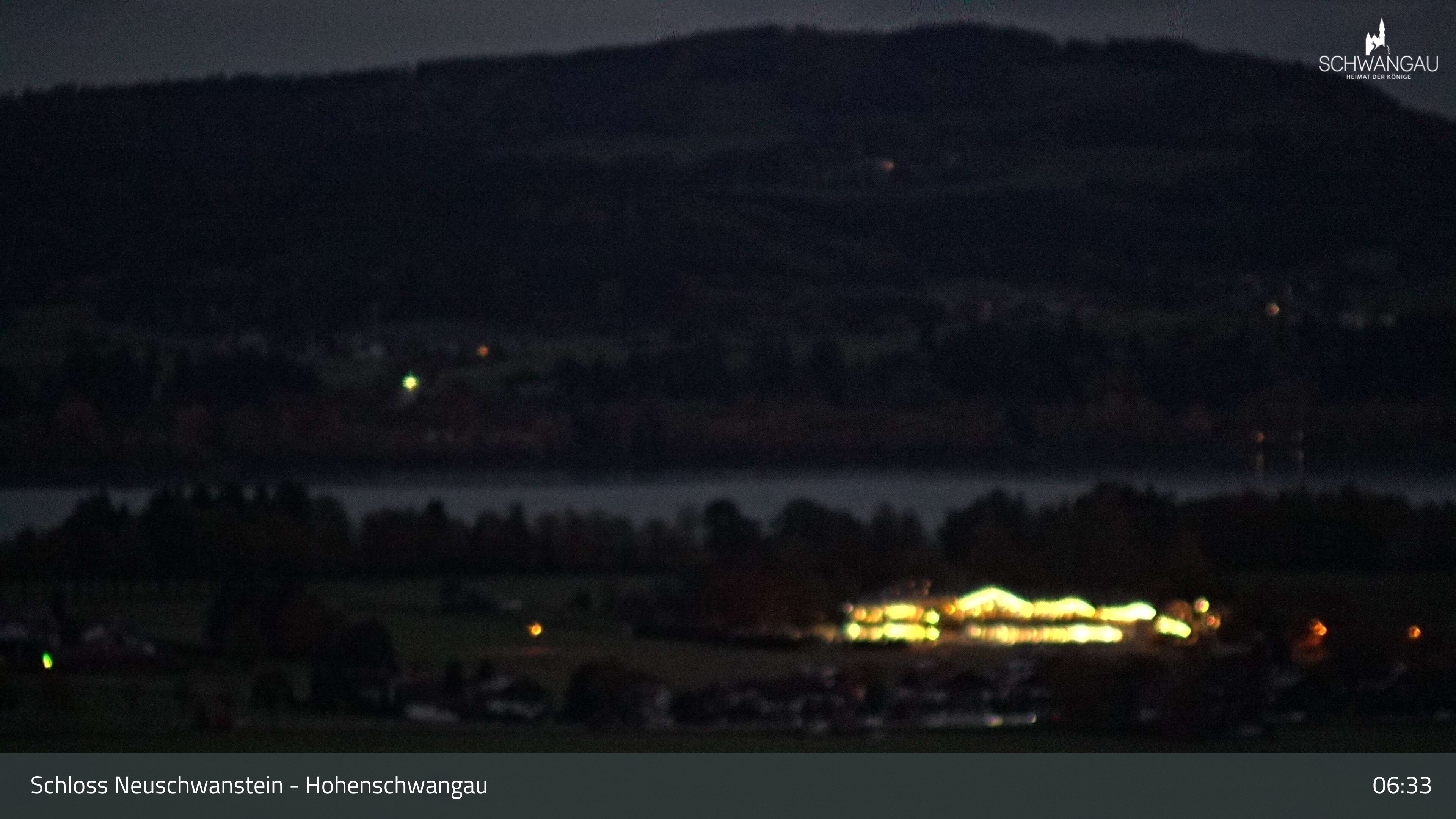 Archived image Webcam Lake Forggen, south bank and village Schwangau