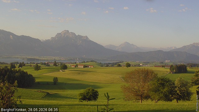 Archived image Webcam Lake Forggen - View from vacation home Kinker