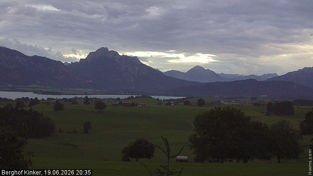 Archived image Webcam Lake Forggen - View from vacation home Kinker