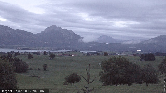 Archived image Webcam Lake Forggen - View from vacation home Kinker