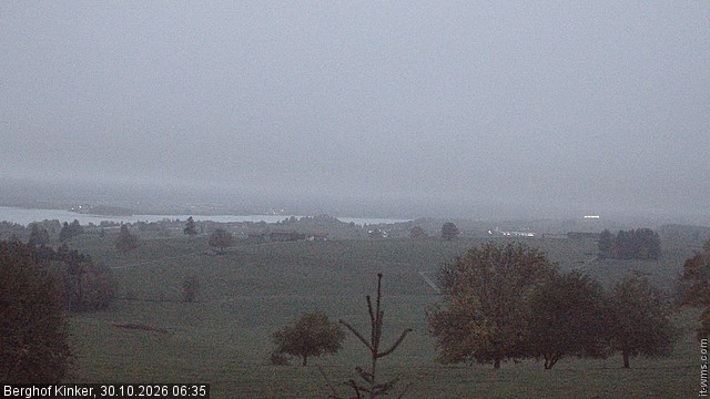 Archived image Webcam Lake Forggen - View from vacation home Kinker