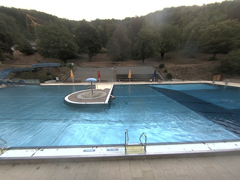Archived image Webcam Blaubeuren: Public Pool