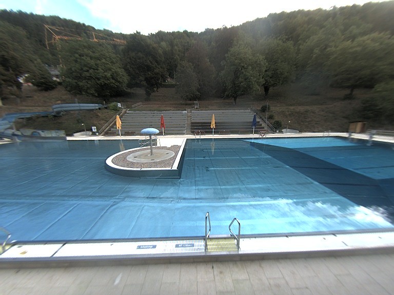 Archived image Webcam Blaubeuren: Public Pool