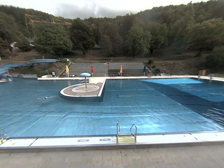 Archived image Webcam Blaubeuren: Public Pool