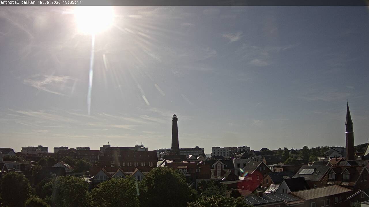 Archiv Foto Webcam Borkum: Blick auf Altstadt und Leuchtturm