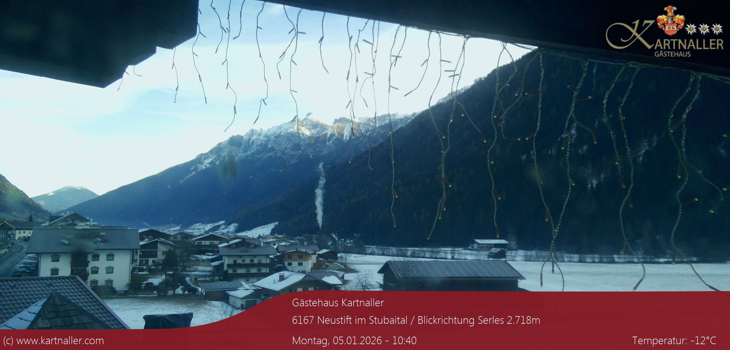 Archiv Foto Webcam Blick Neustift und Serles / Stubaital