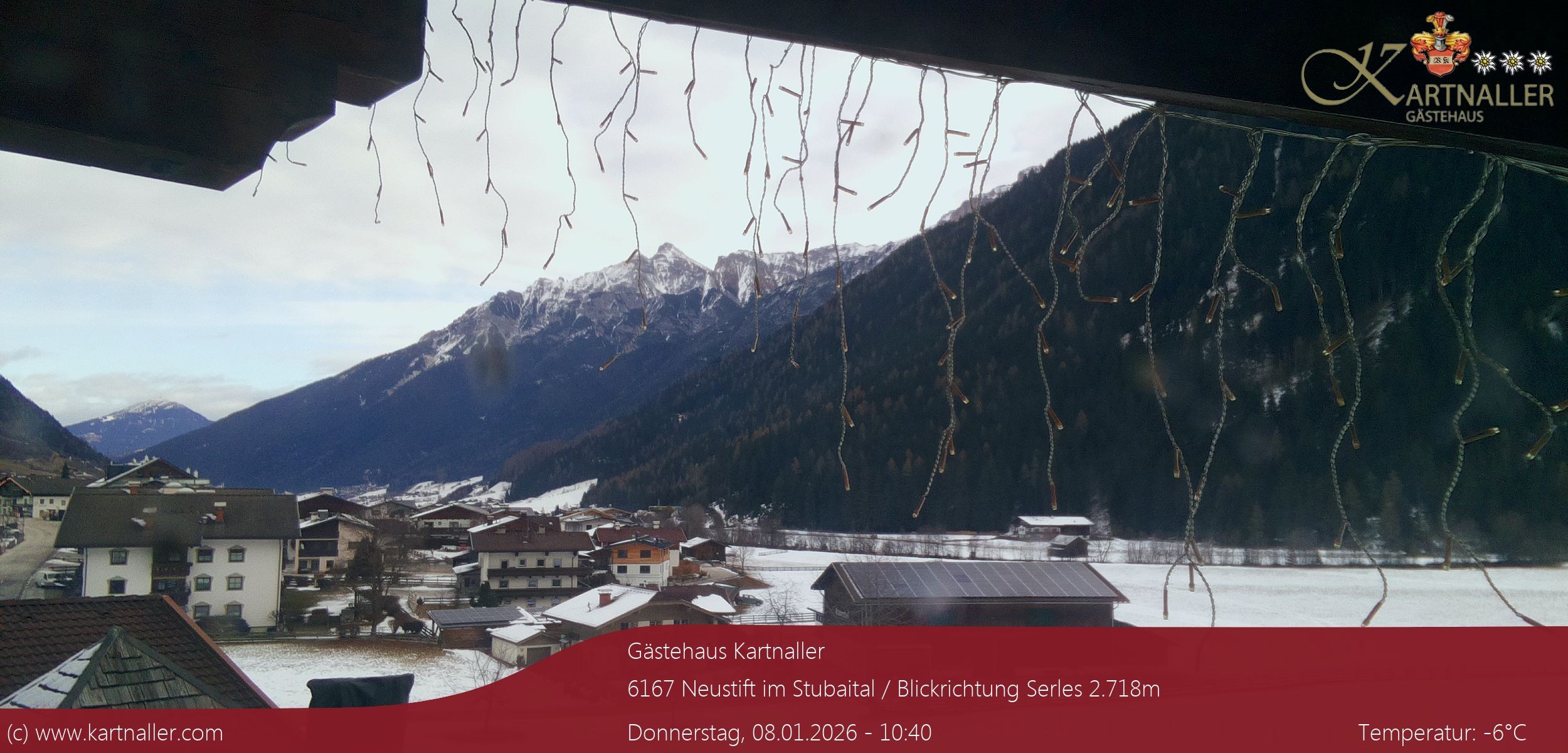 Archived image Webcam View to Neustift and Serles