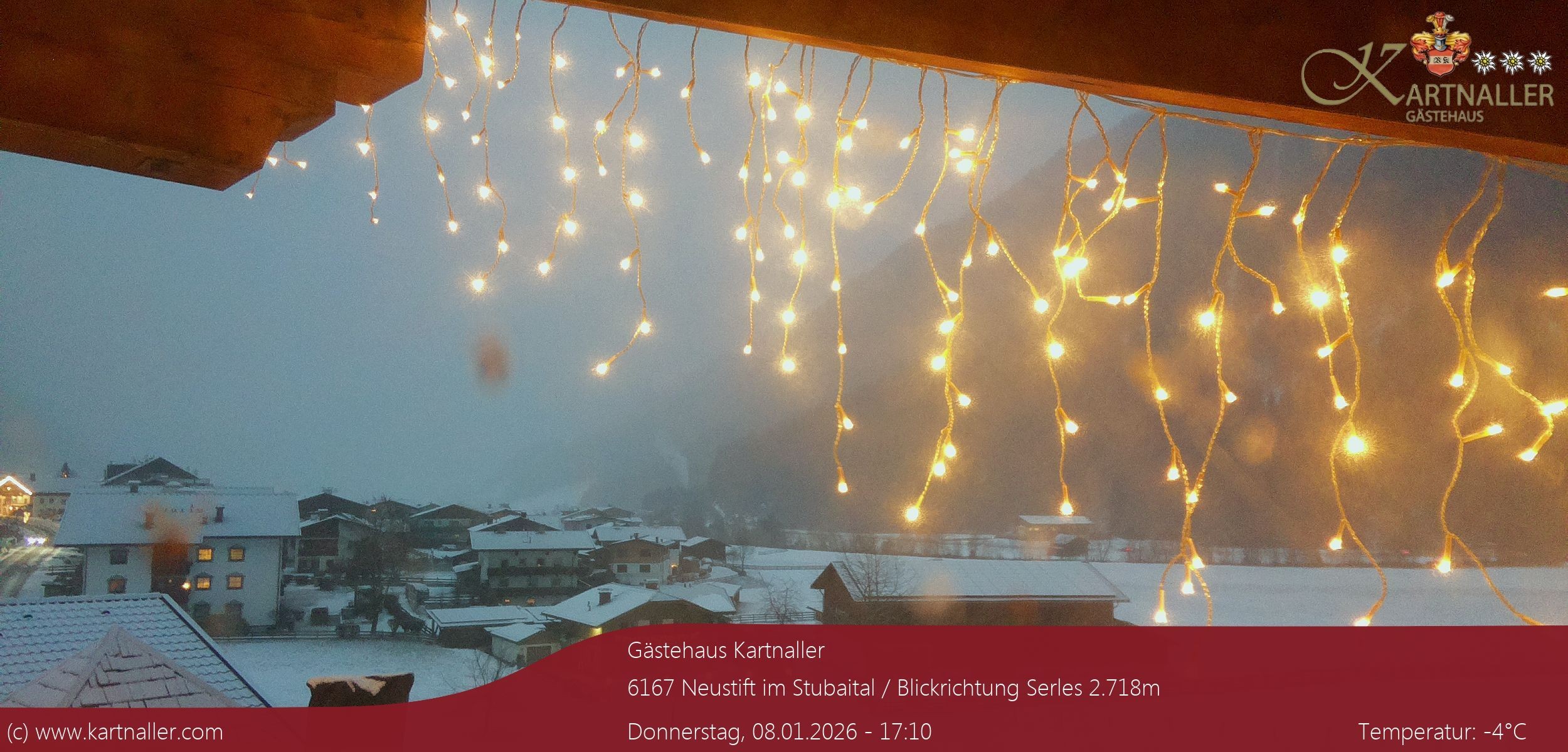 Archiv Foto Webcam Blick Neustift und Serles / Stubaital