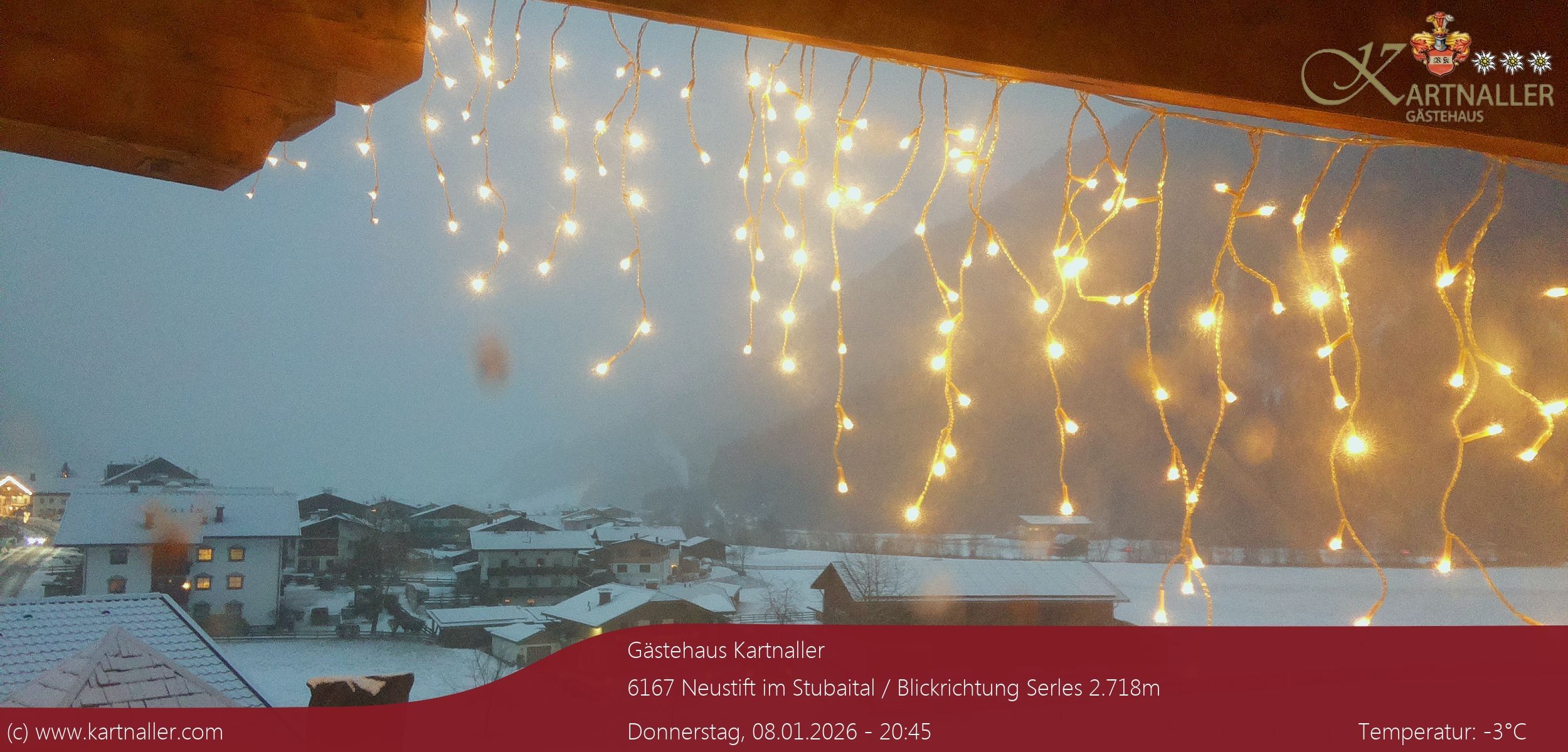 Archiv Foto Webcam Blick Neustift und Serles / Stubaital