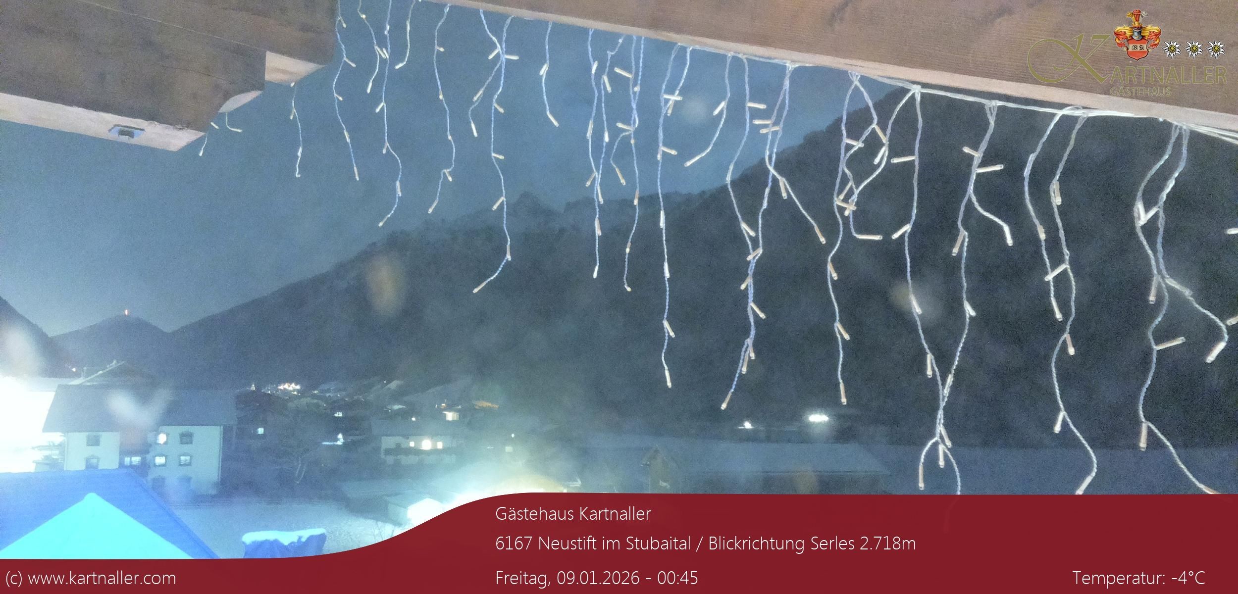 Archiv Foto Webcam Blick Neustift und Serles / Stubaital