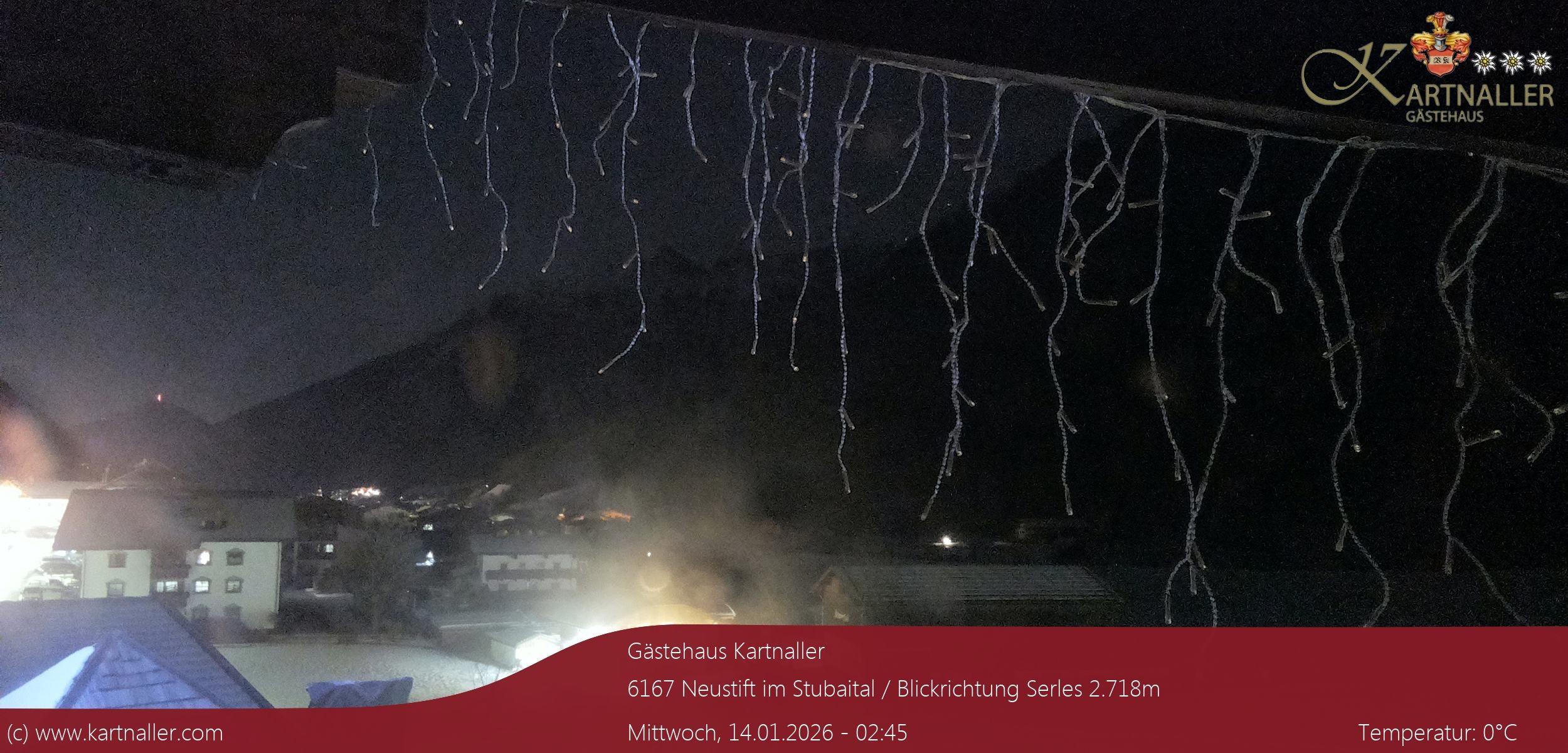 Archiv Foto Webcam Blick Neustift und Serles / Stubaital