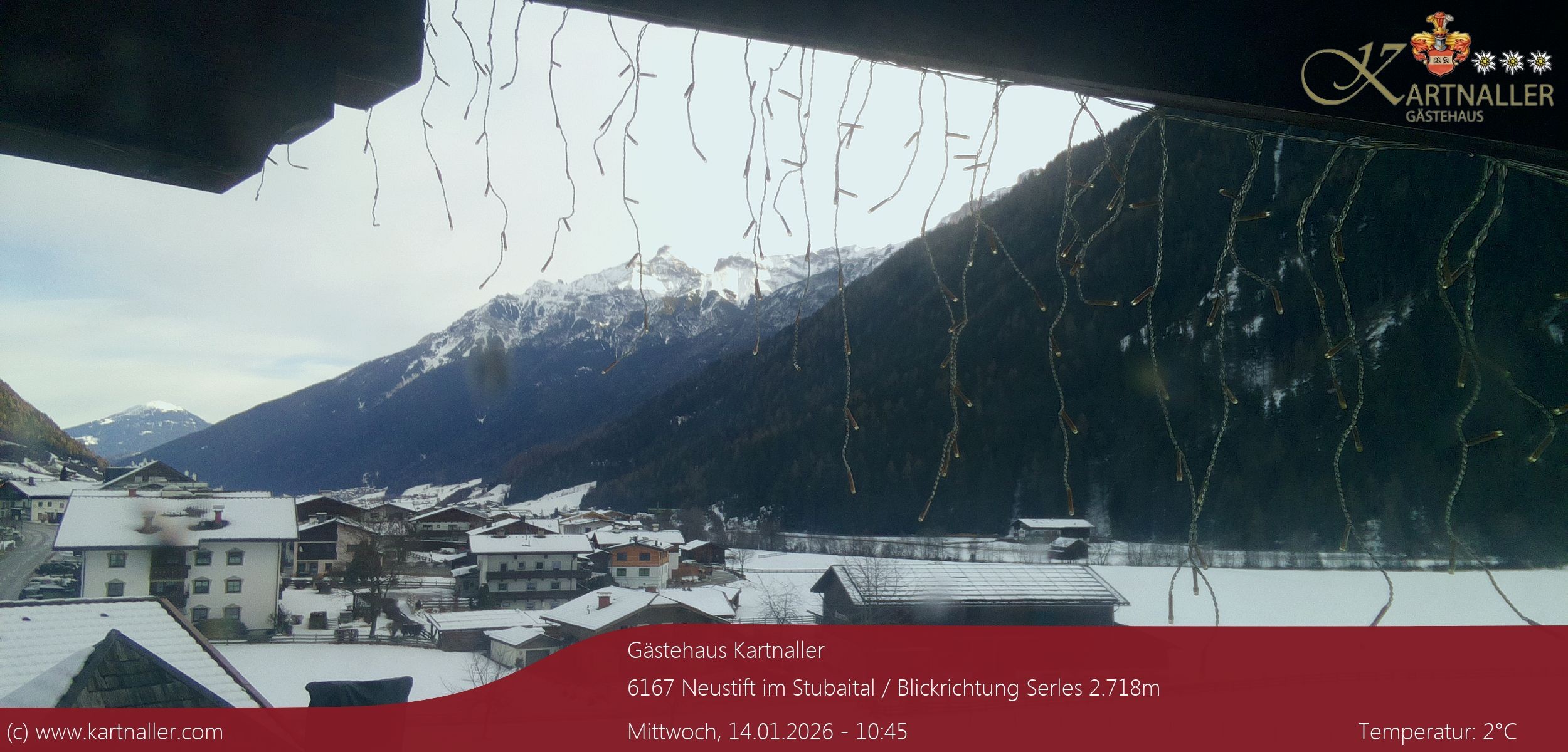 Archiv Foto Webcam Blick Neustift und Serles / Stubaital