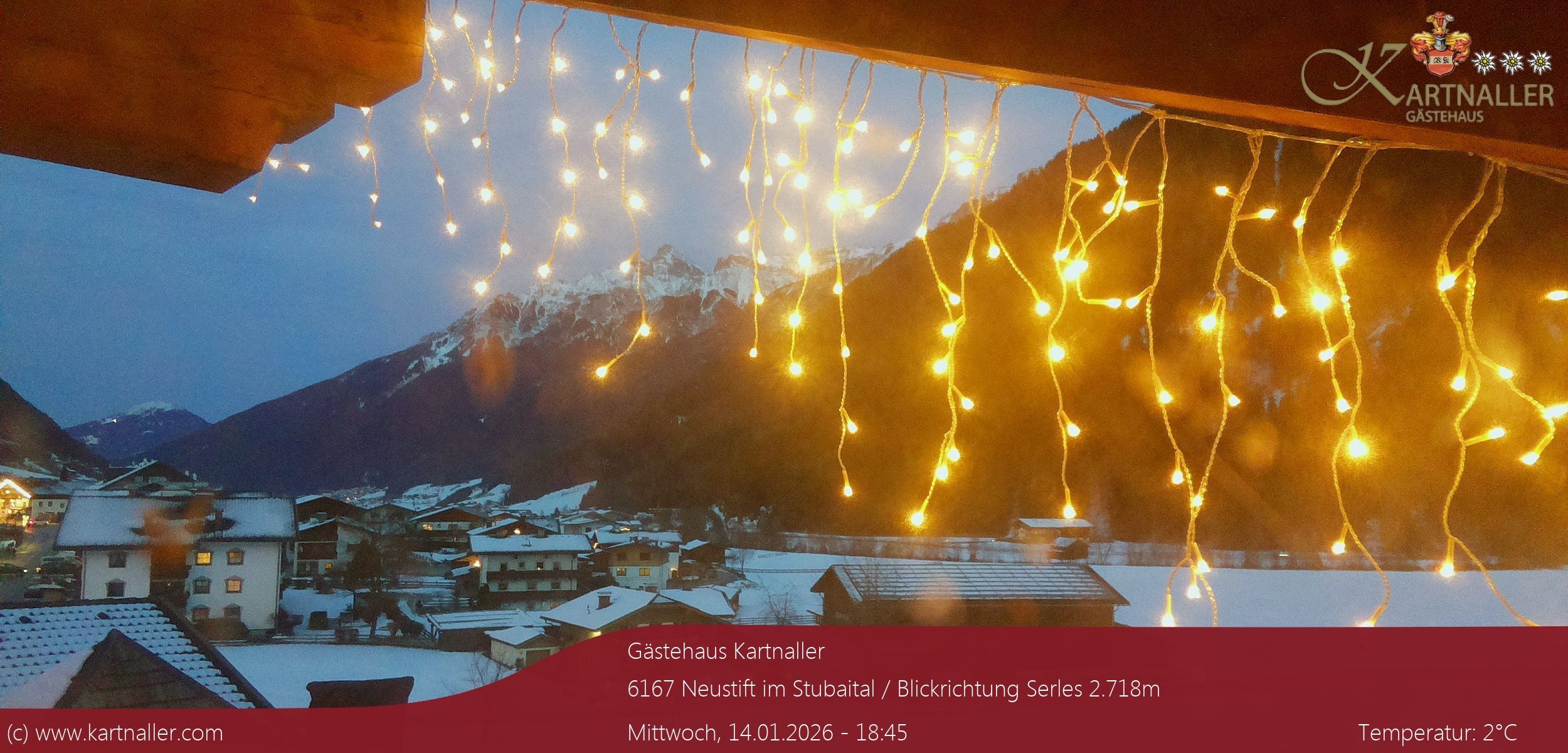 Archiv Foto Webcam Blick Neustift und Serles / Stubaital