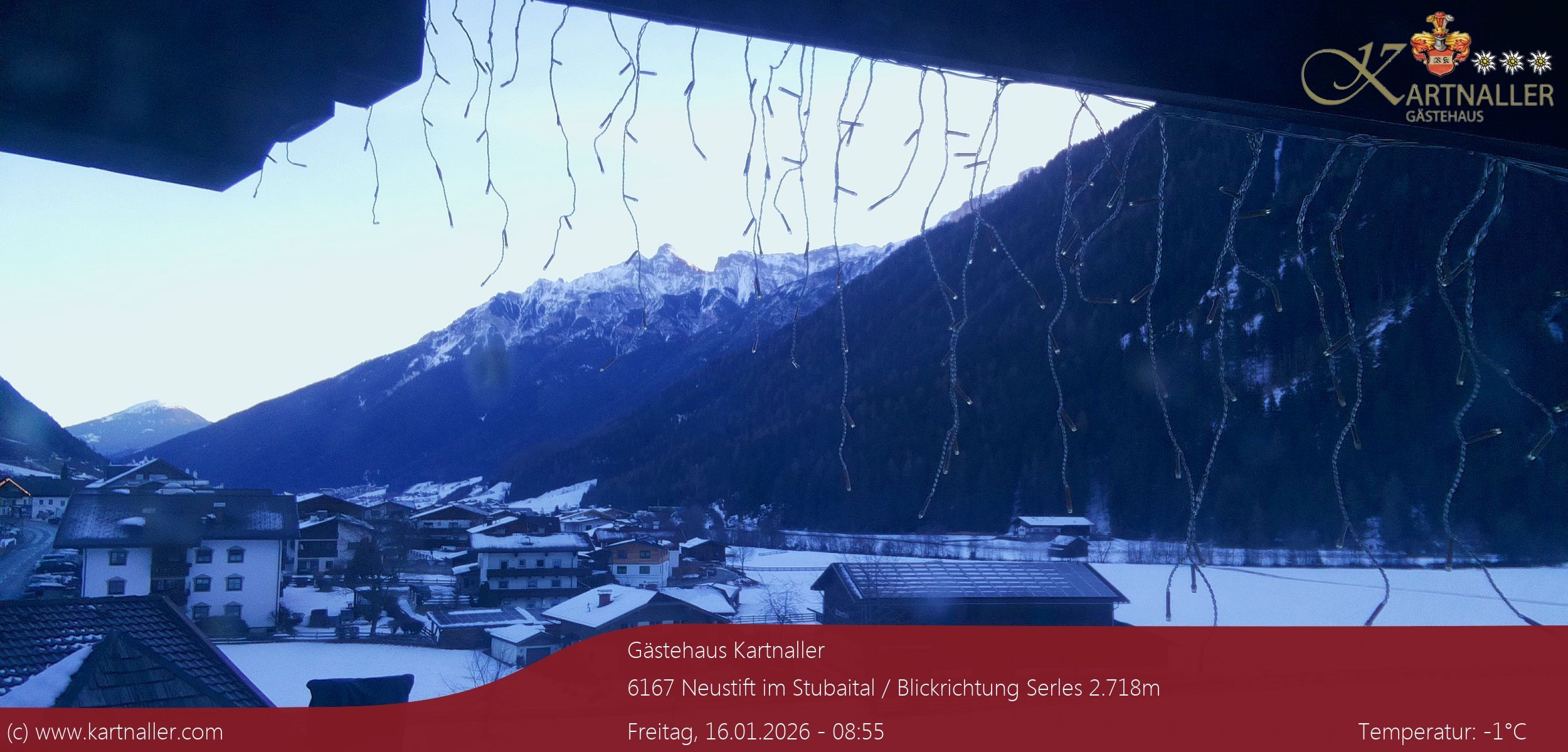 Archiv Foto Webcam Blick Neustift und Serles / Stubaital