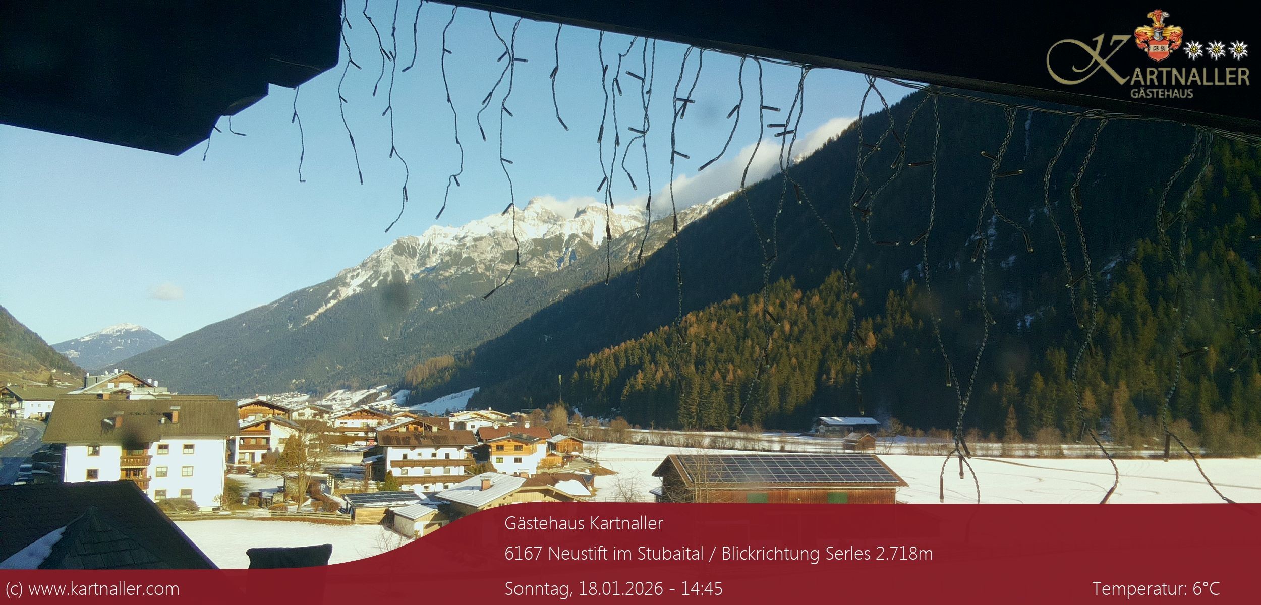 Archiv Foto Webcam Blick Neustift und Serles / Stubaital
