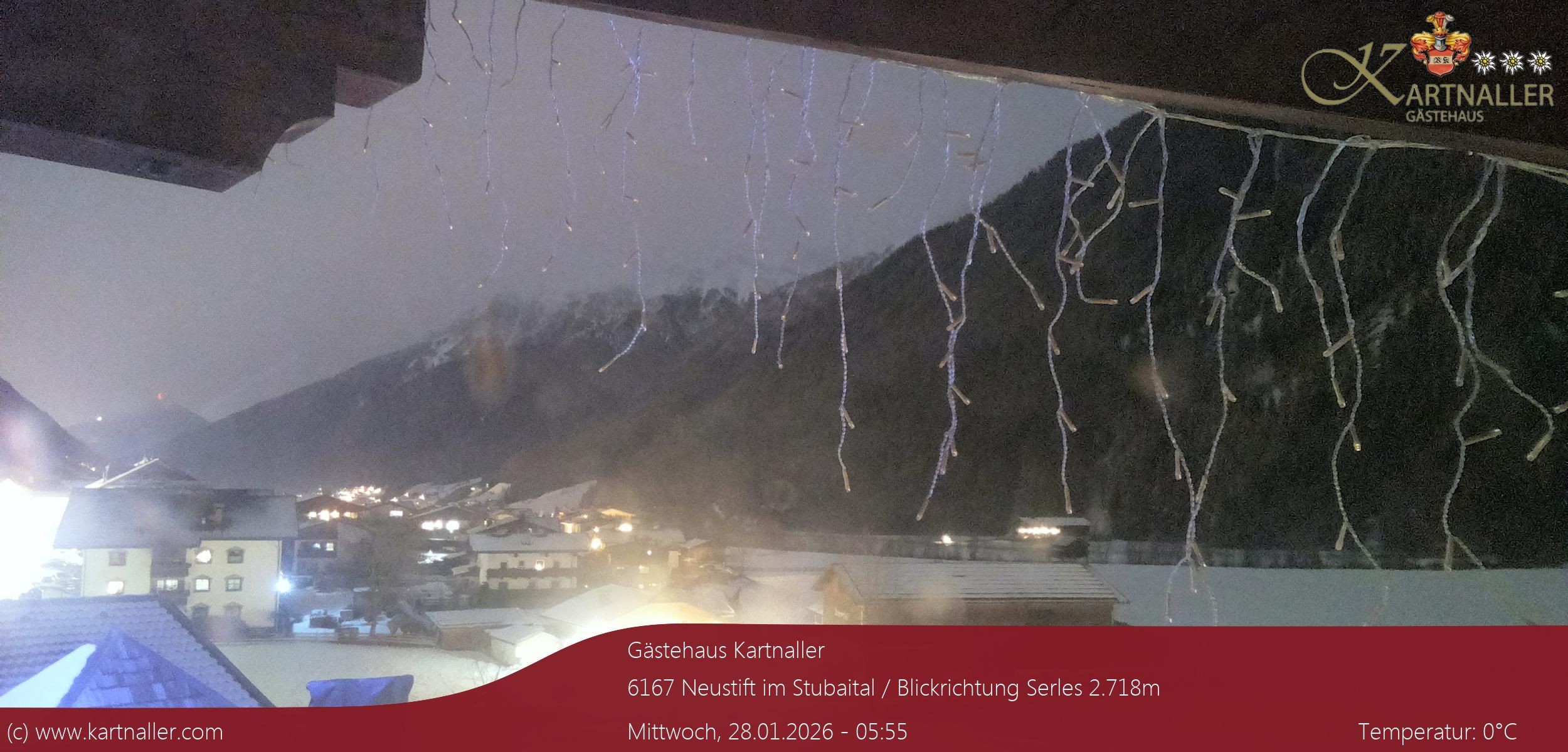 Archiv Foto Webcam Blick Neustift und Serles / Stubaital