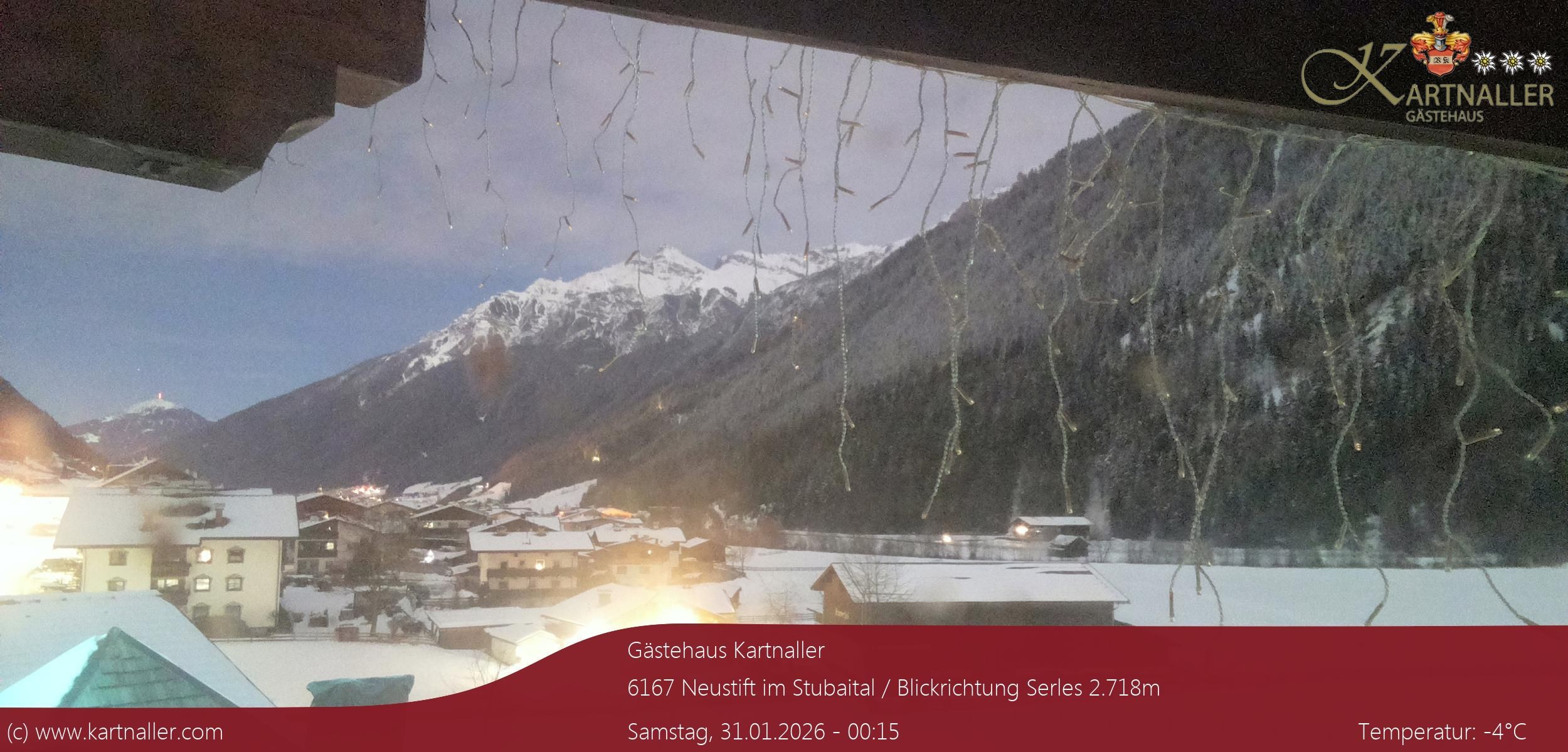 Archiv Foto Webcam Blick Neustift und Serles / Stubaital