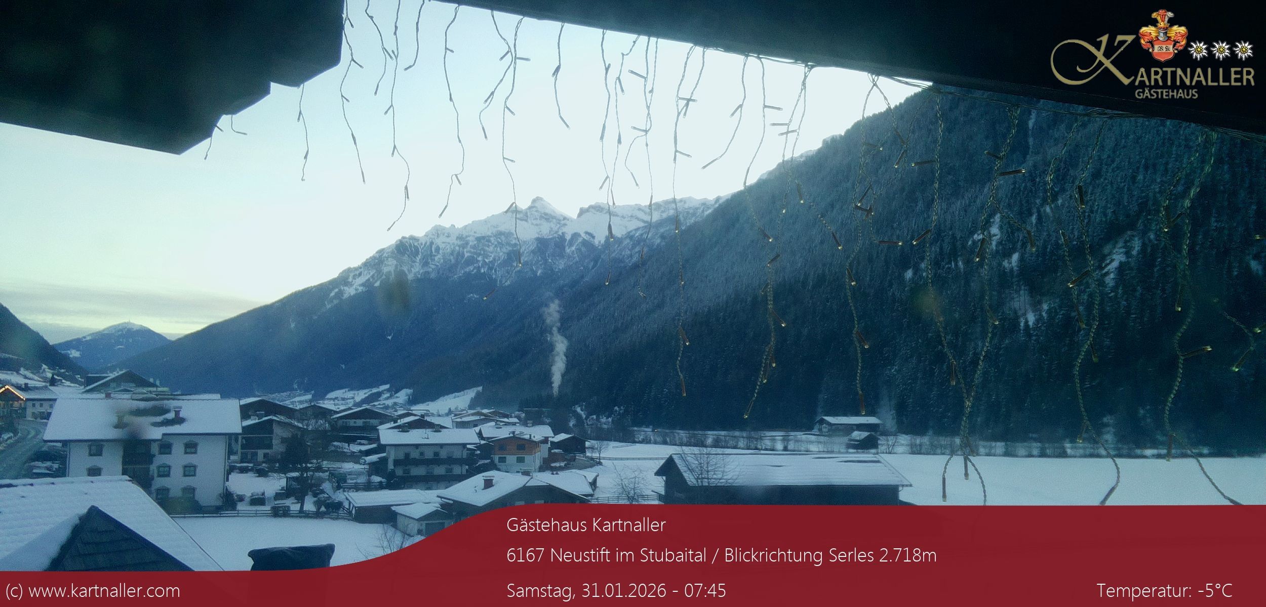 Archiv Foto Webcam Blick Neustift und Serles / Stubaital
