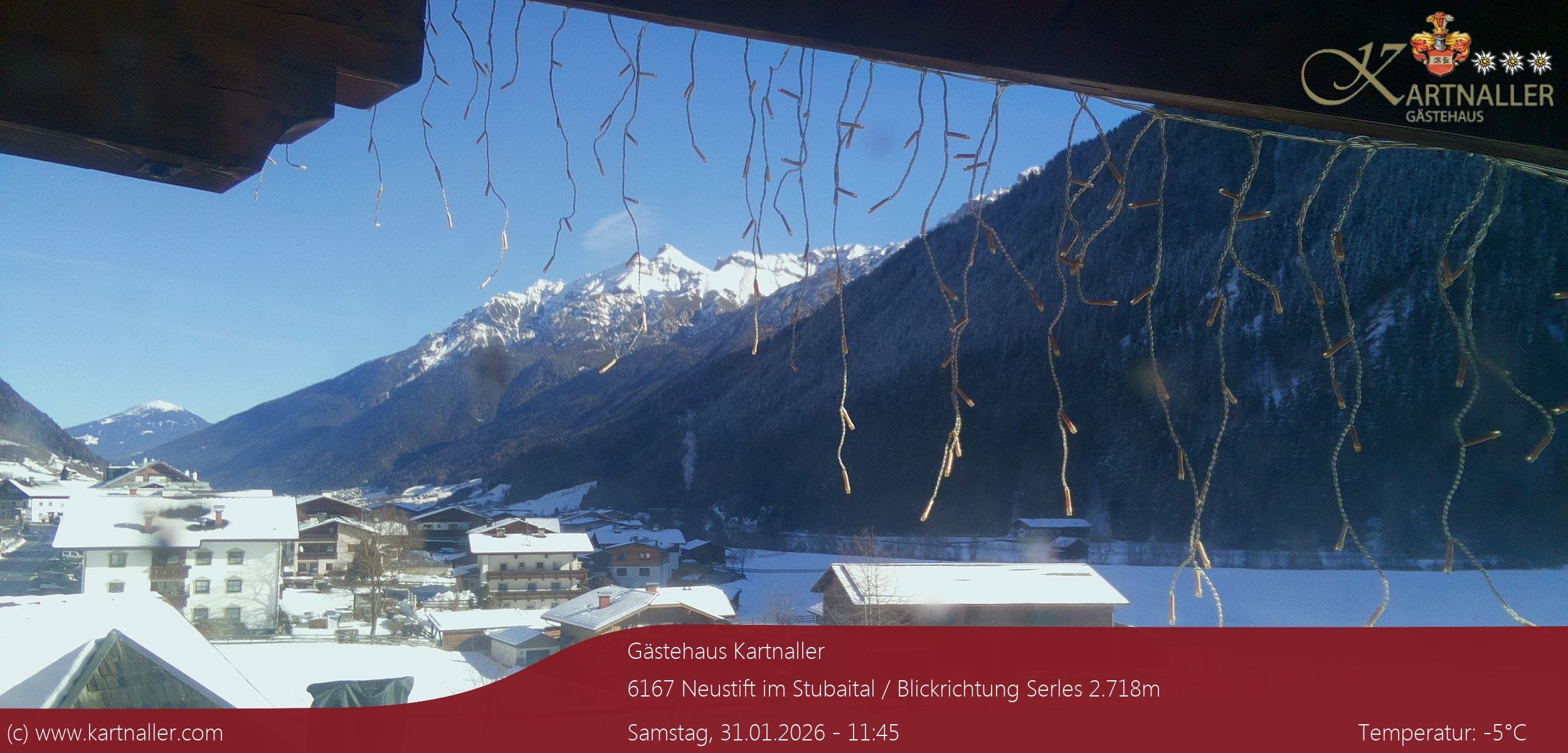 Archiv Foto Webcam Blick Neustift und Serles / Stubaital