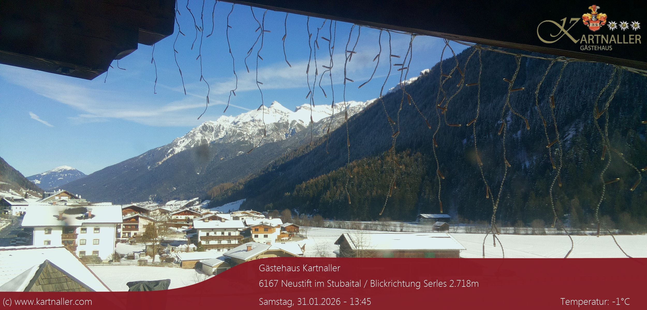Archiv Foto Webcam Blick Neustift und Serles / Stubaital