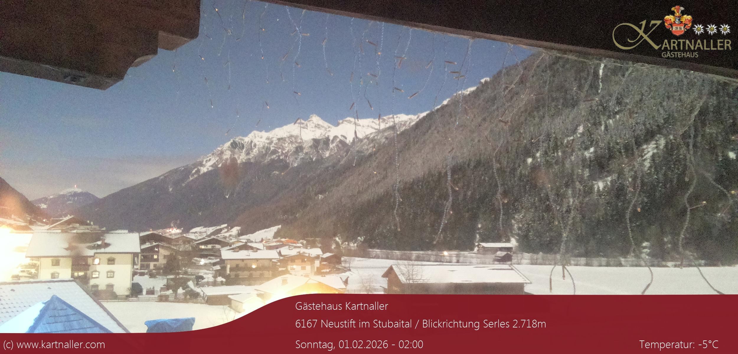 Archived image Webcam View to Neustift and Serles