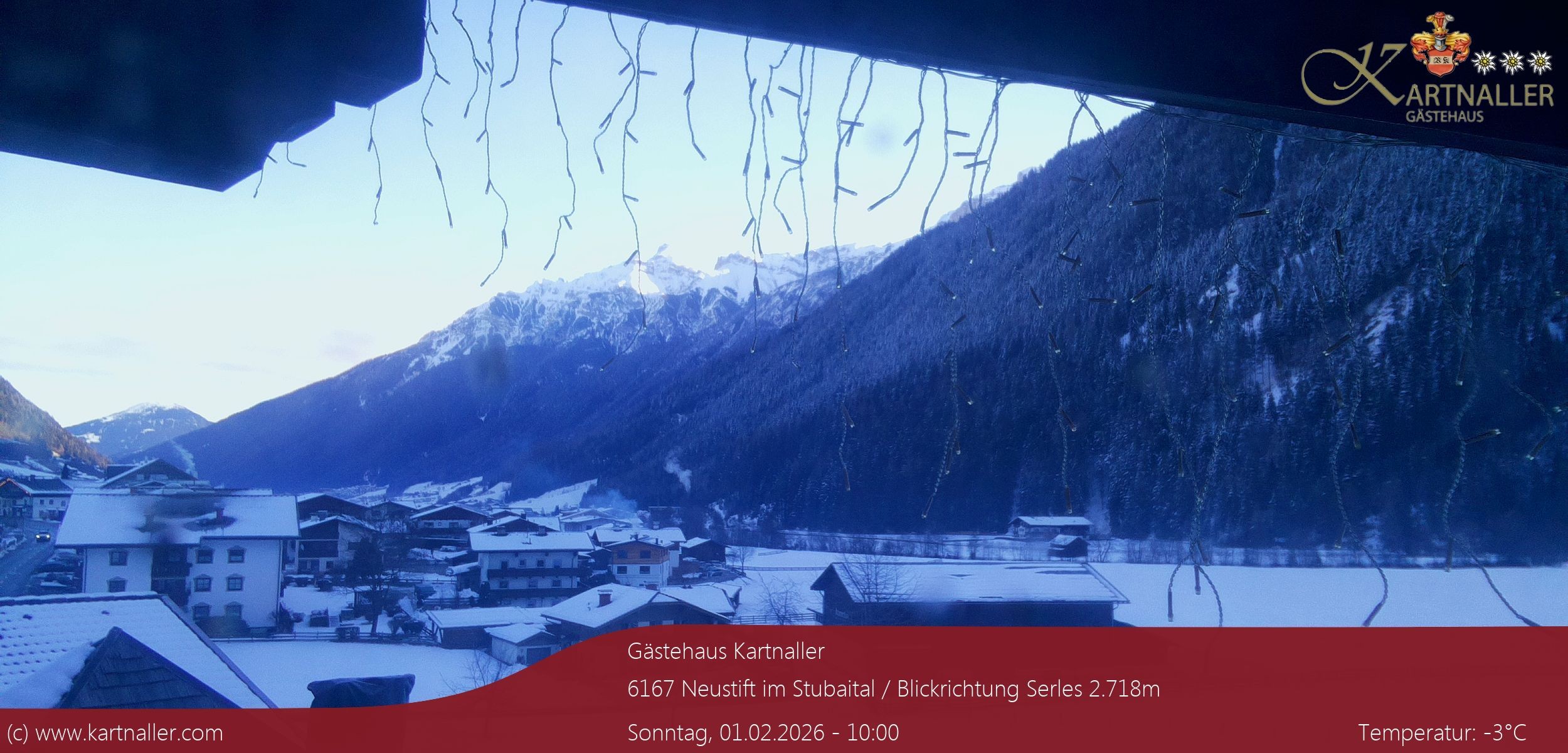 Archived image Webcam View to Neustift and Serles