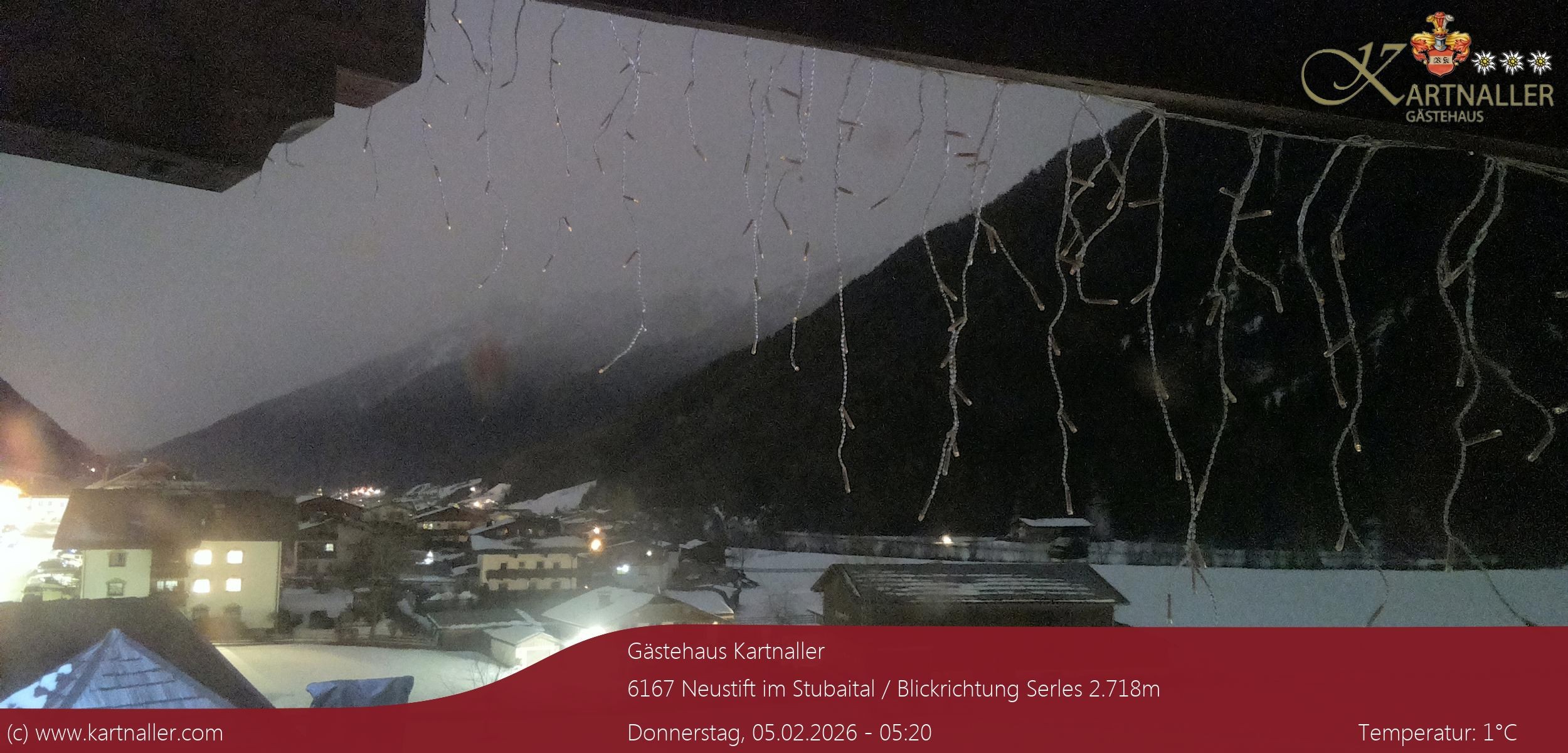 Archiv Foto Webcam Blick Neustift und Serles / Stubaital