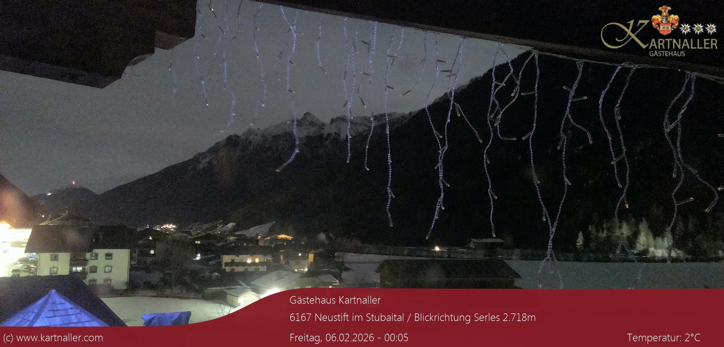 Archiv Foto Webcam Blick Neustift und Serles / Stubaital