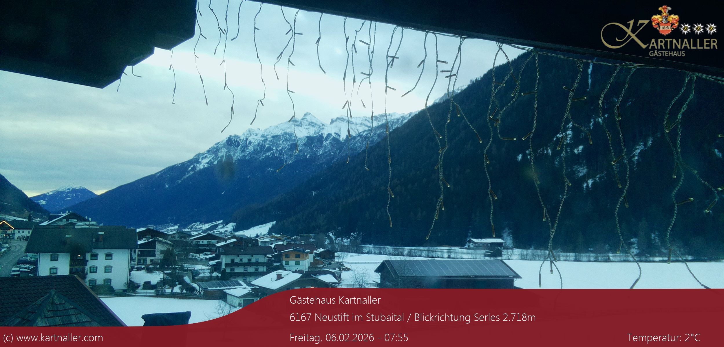 Archiv Foto Webcam Blick Neustift und Serles / Stubaital