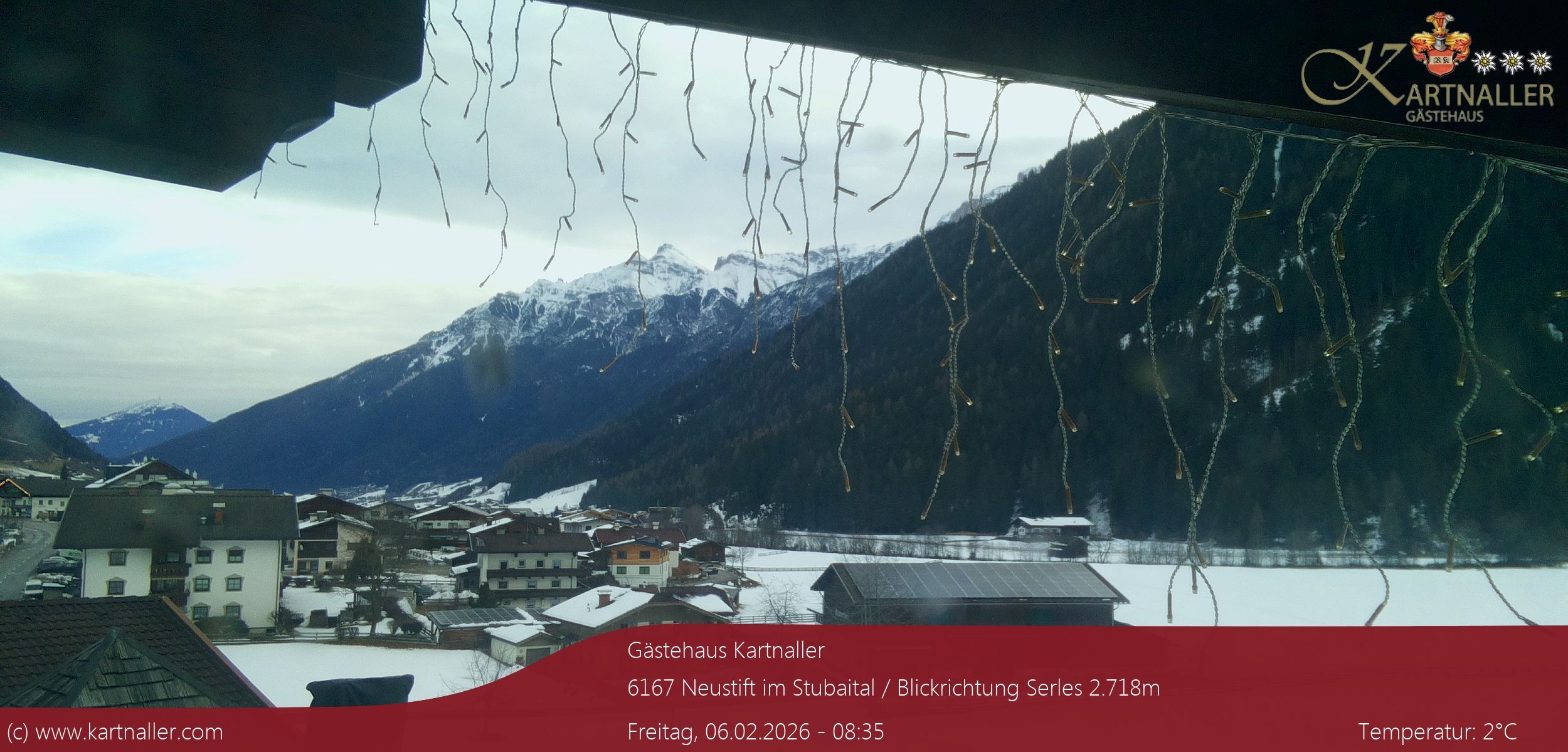 Archiv Foto Webcam Blick Neustift und Serles / Stubaital