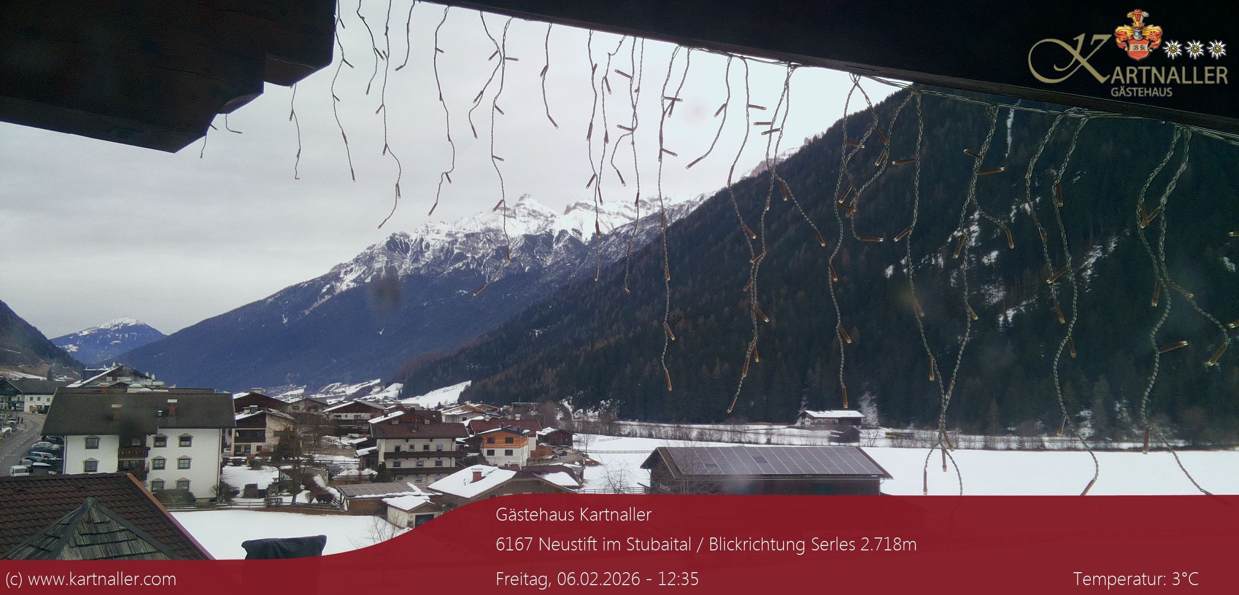 Archiv Foto Webcam Blick Neustift und Serles / Stubaital