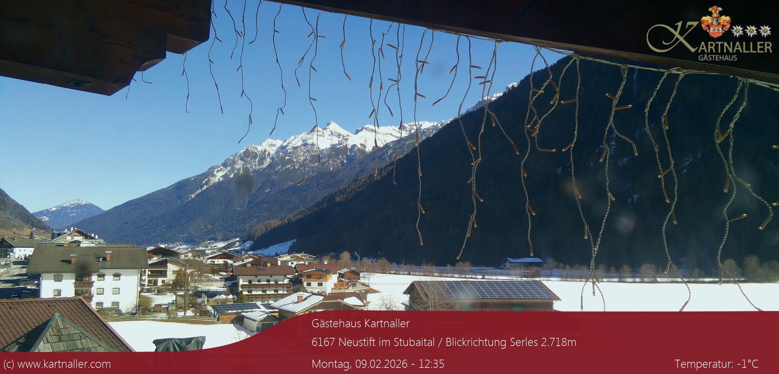 Archiv Foto Webcam Blick Neustift und Serles / Stubaital