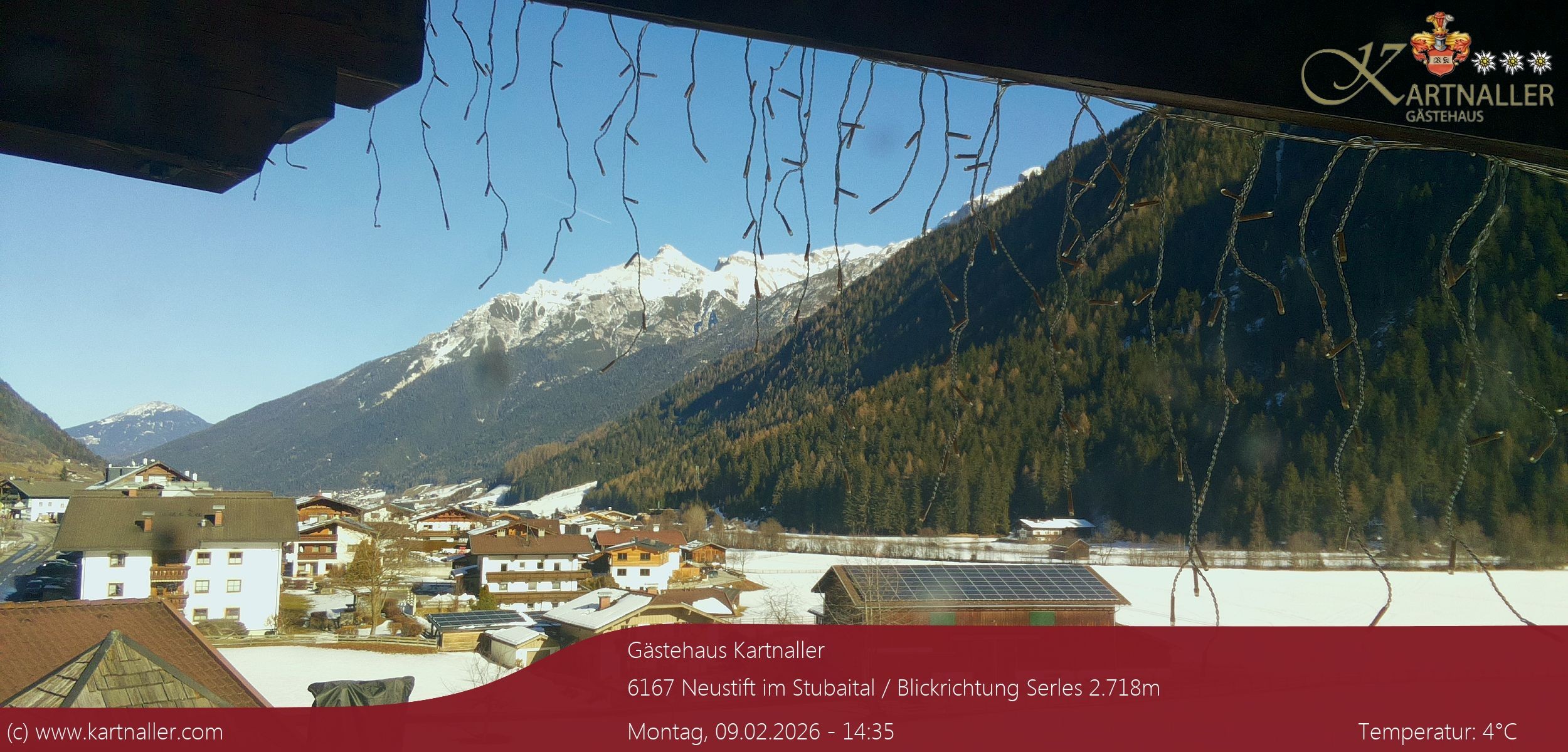 Archiv Foto Webcam Blick Neustift und Serles / Stubaital