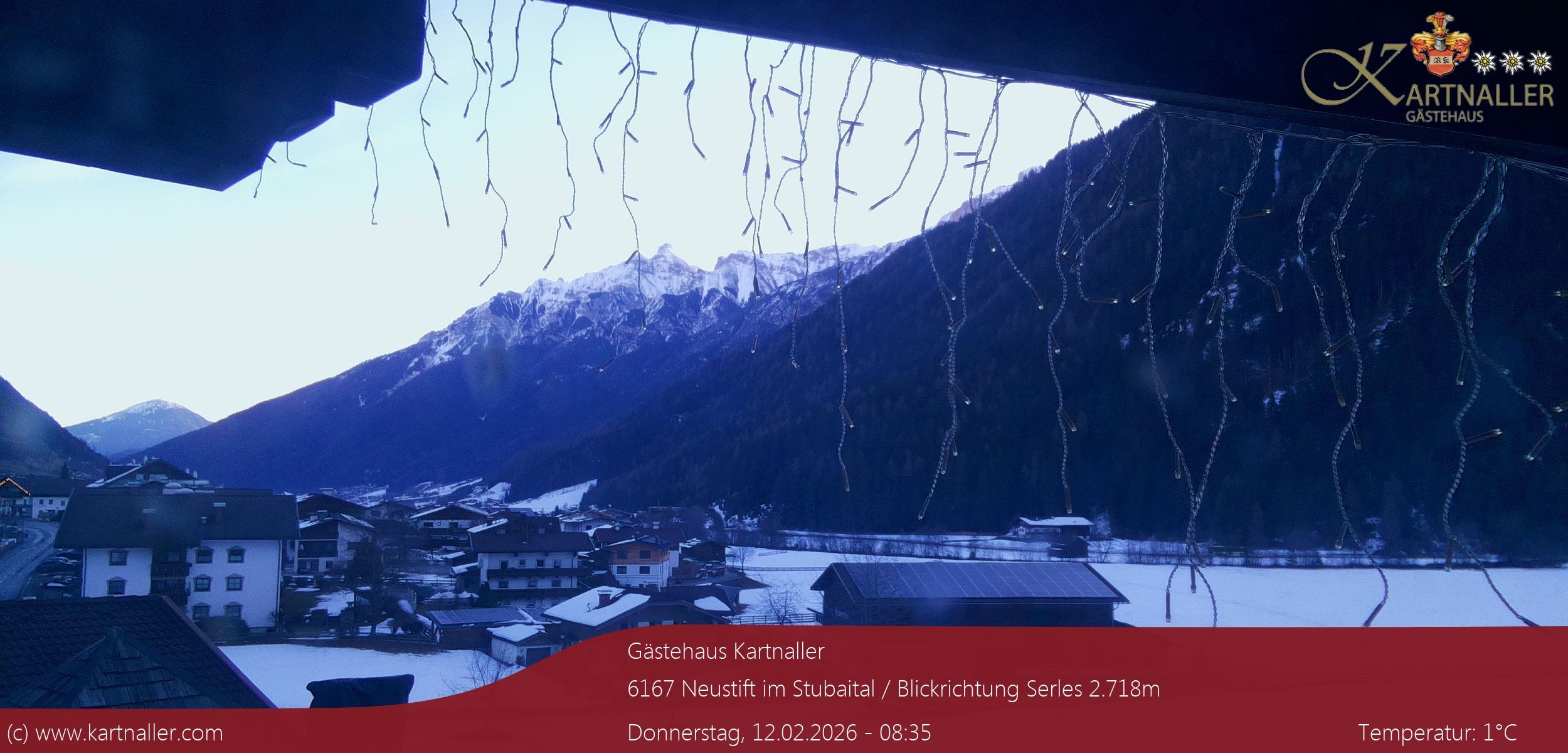 Archiv Foto Webcam Blick Neustift und Serles / Stubaital