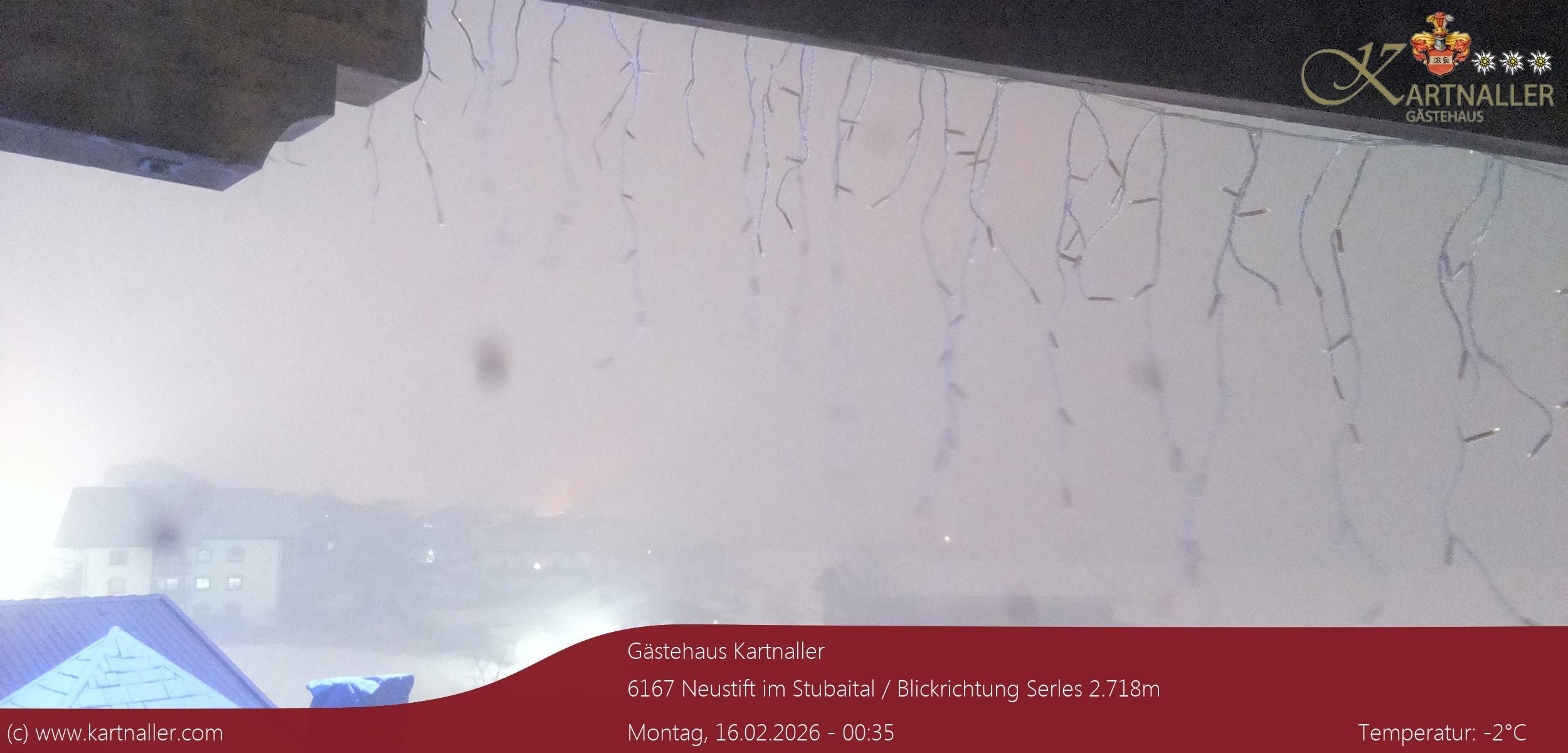 Archiv Foto Webcam Blick Neustift und Serles / Stubaital