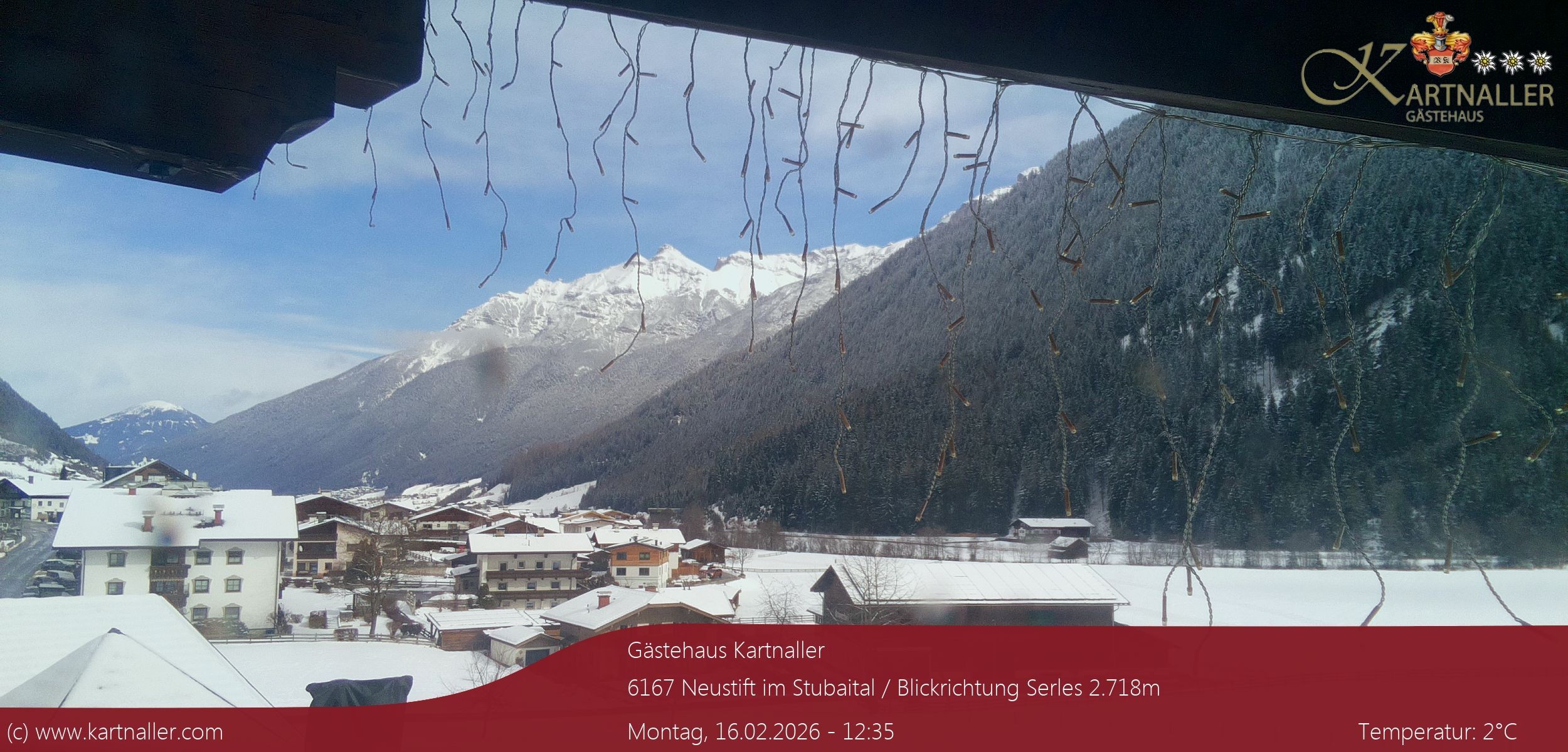 Archived image Webcam View to Neustift and Serles