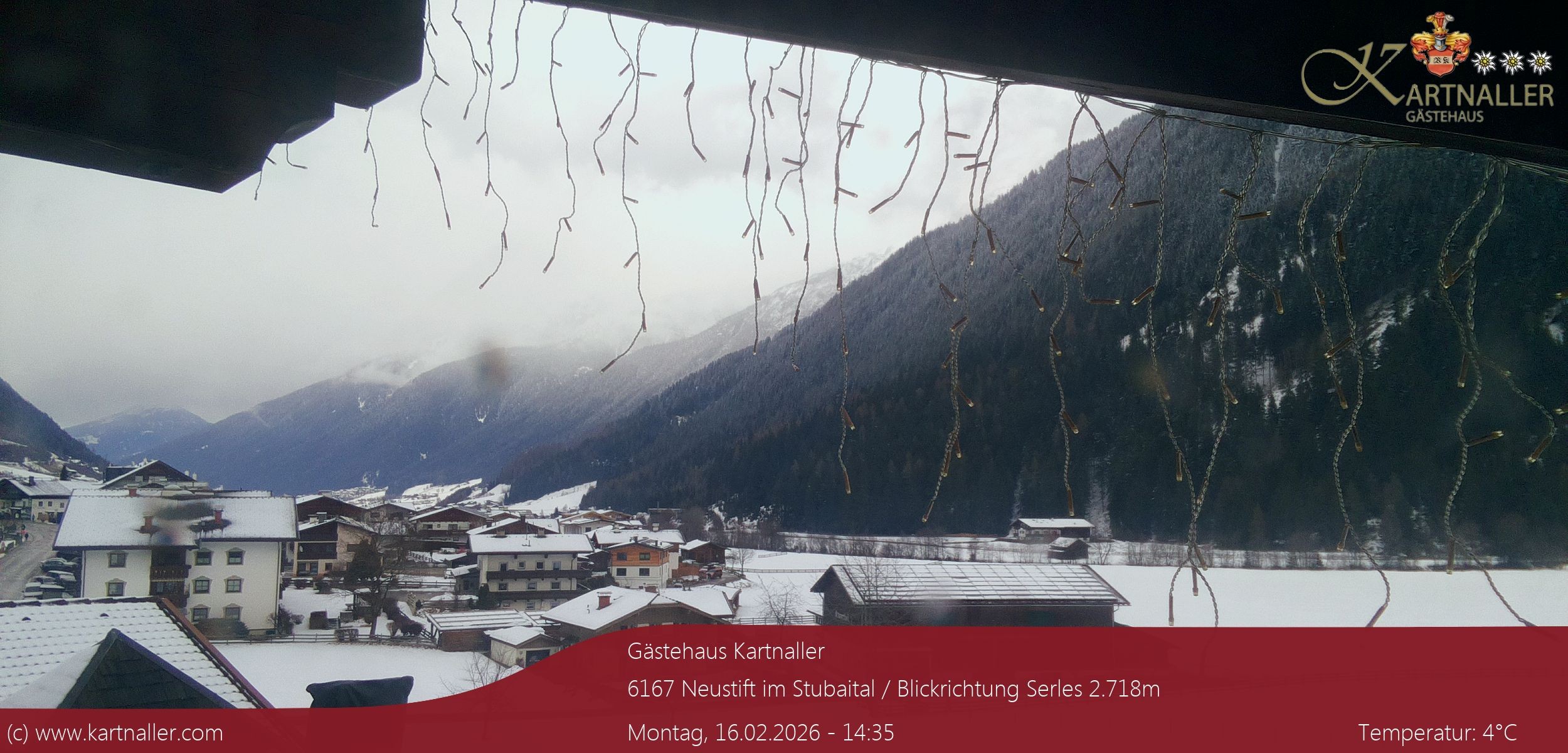 Archived image Webcam View to Neustift and Serles