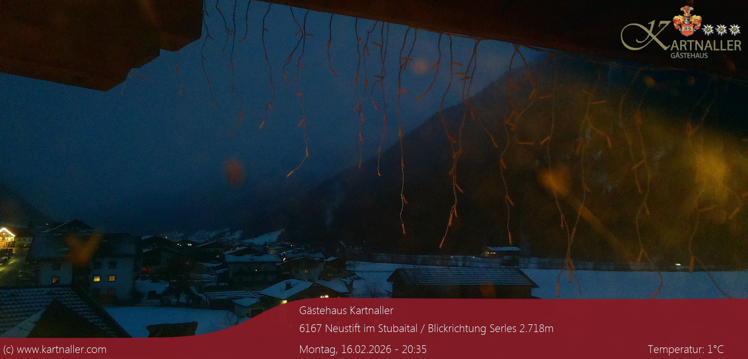 Archiv Foto Webcam Blick Neustift und Serles / Stubaital