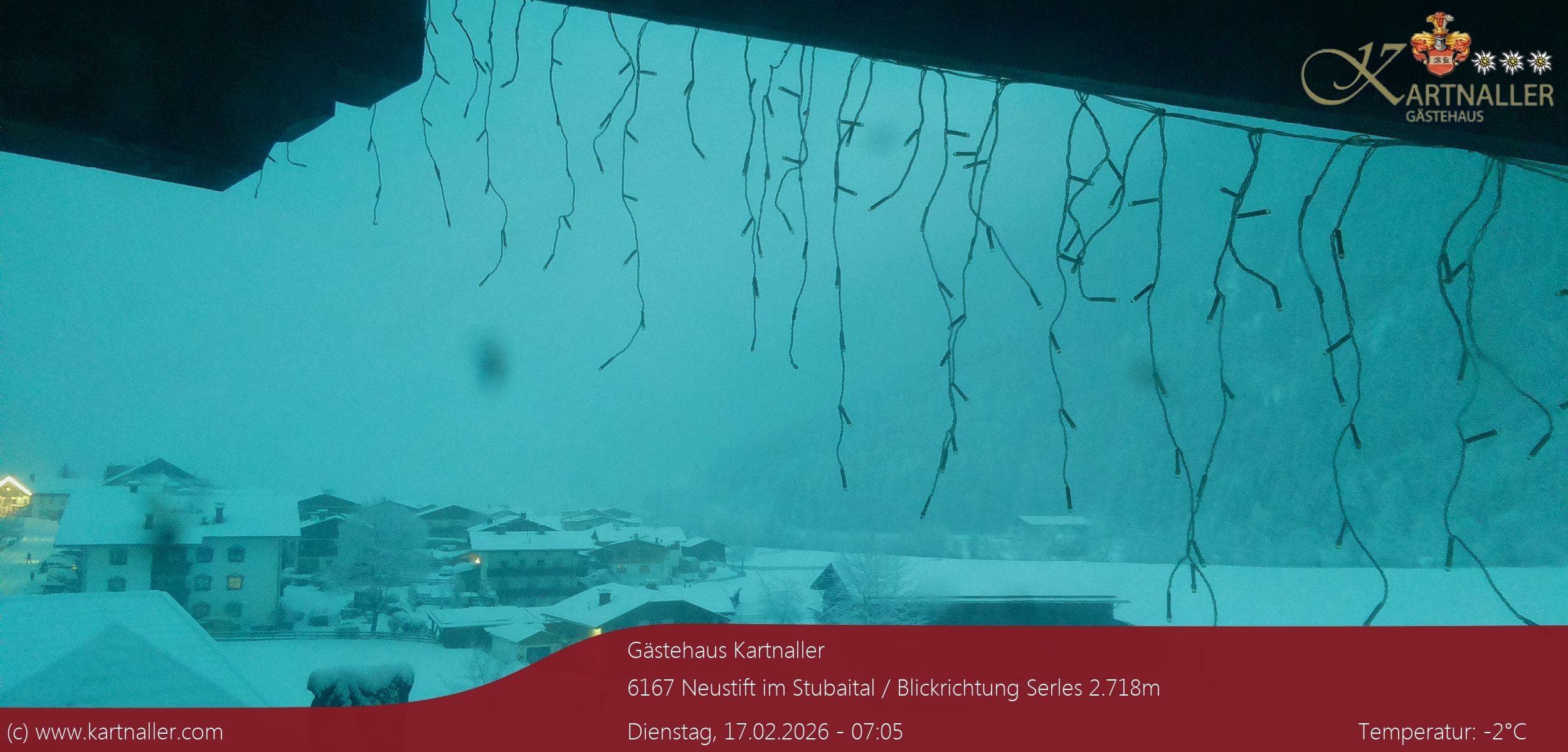 Archiv Foto Webcam Blick Neustift und Serles / Stubaital