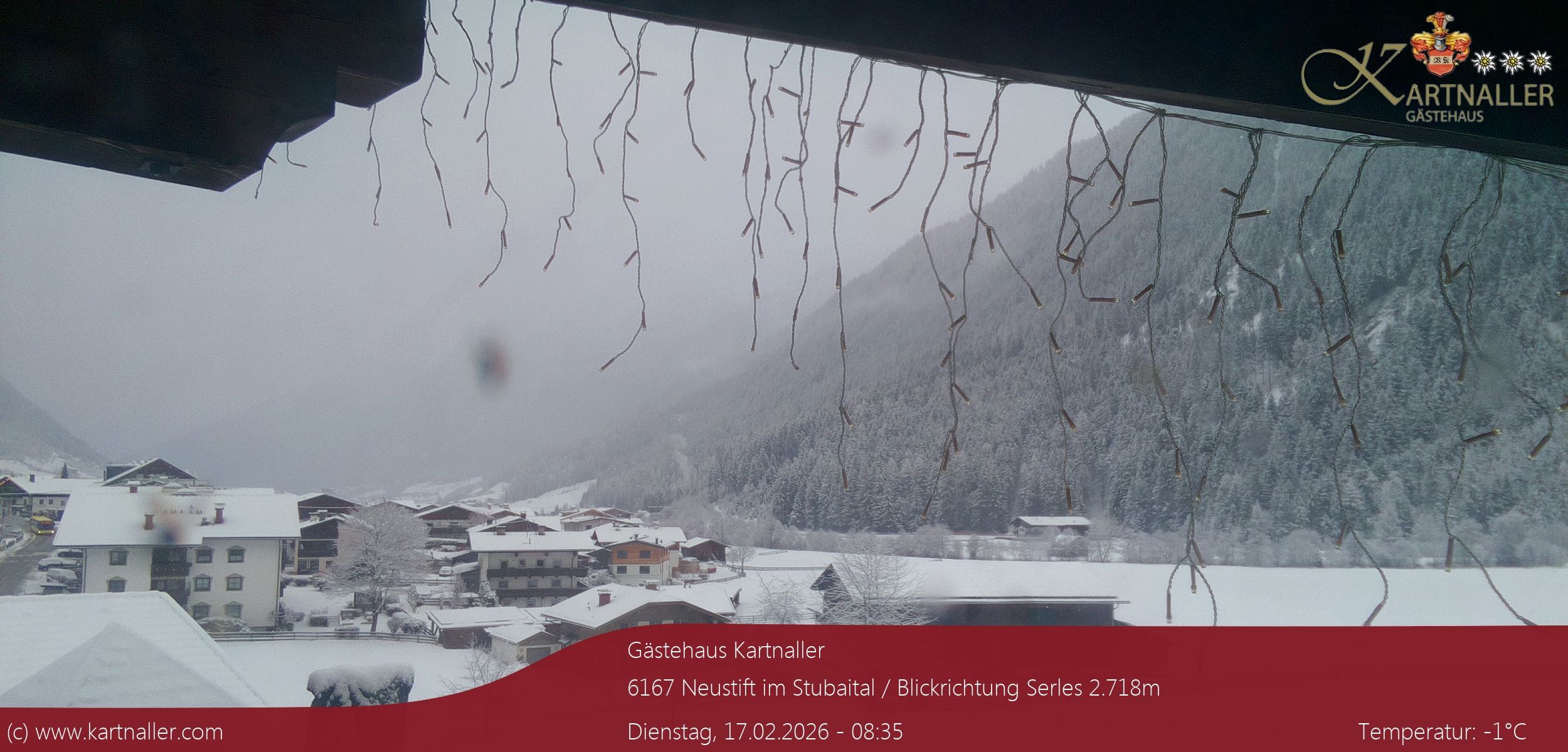 Archiv Foto Webcam Blick Neustift und Serles / Stubaital
