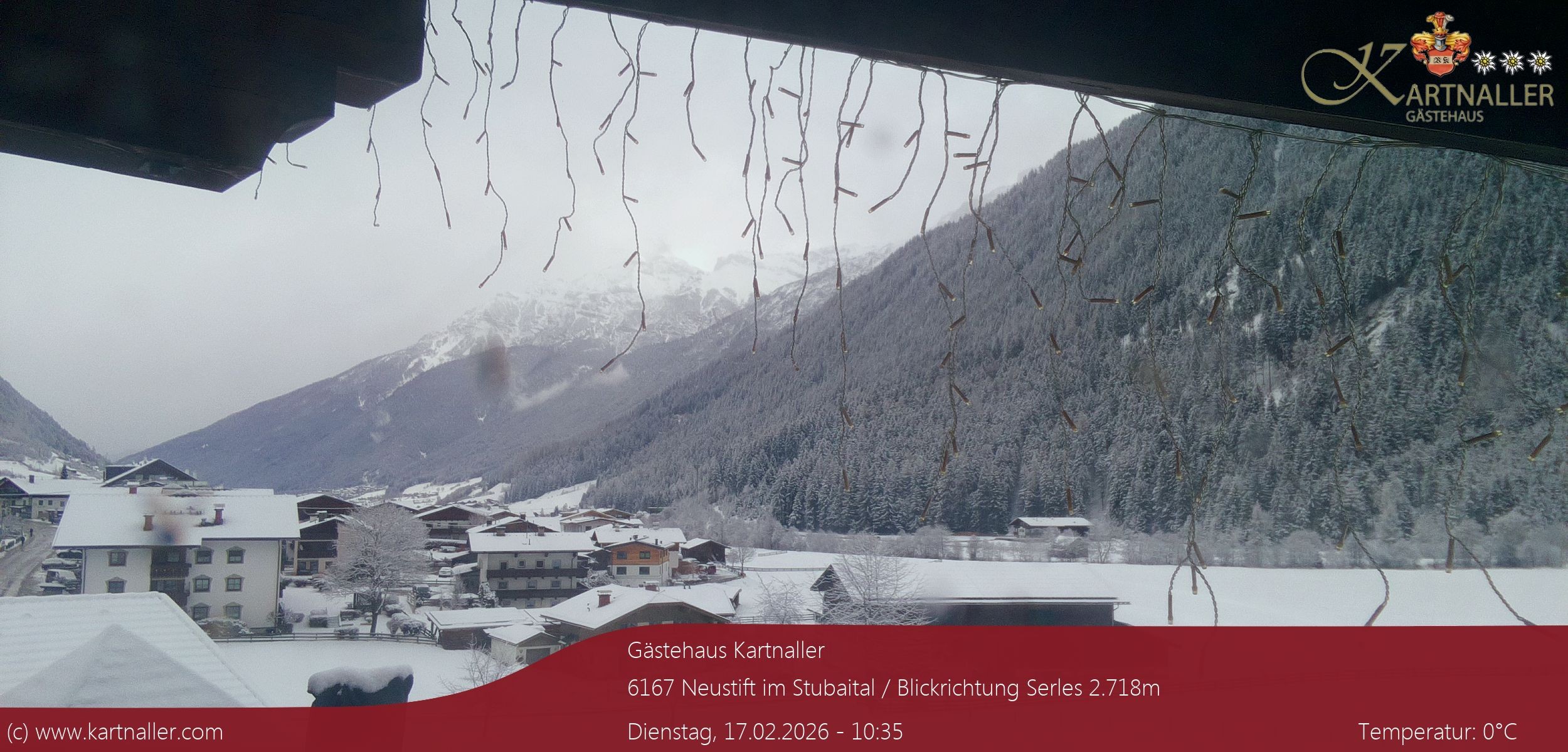 Archiv Foto Webcam Blick Neustift und Serles / Stubaital