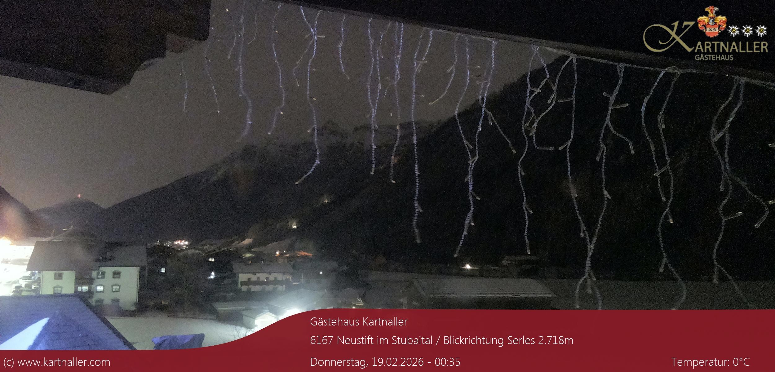 Archiv Foto Webcam Blick Neustift und Serles / Stubaital