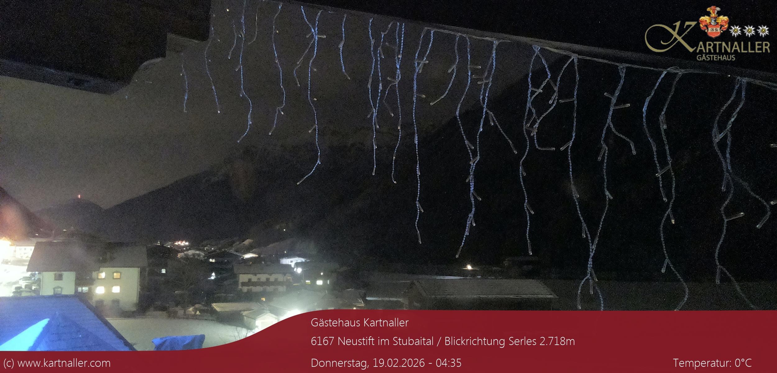 Archiv Foto Webcam Blick Neustift und Serles / Stubaital