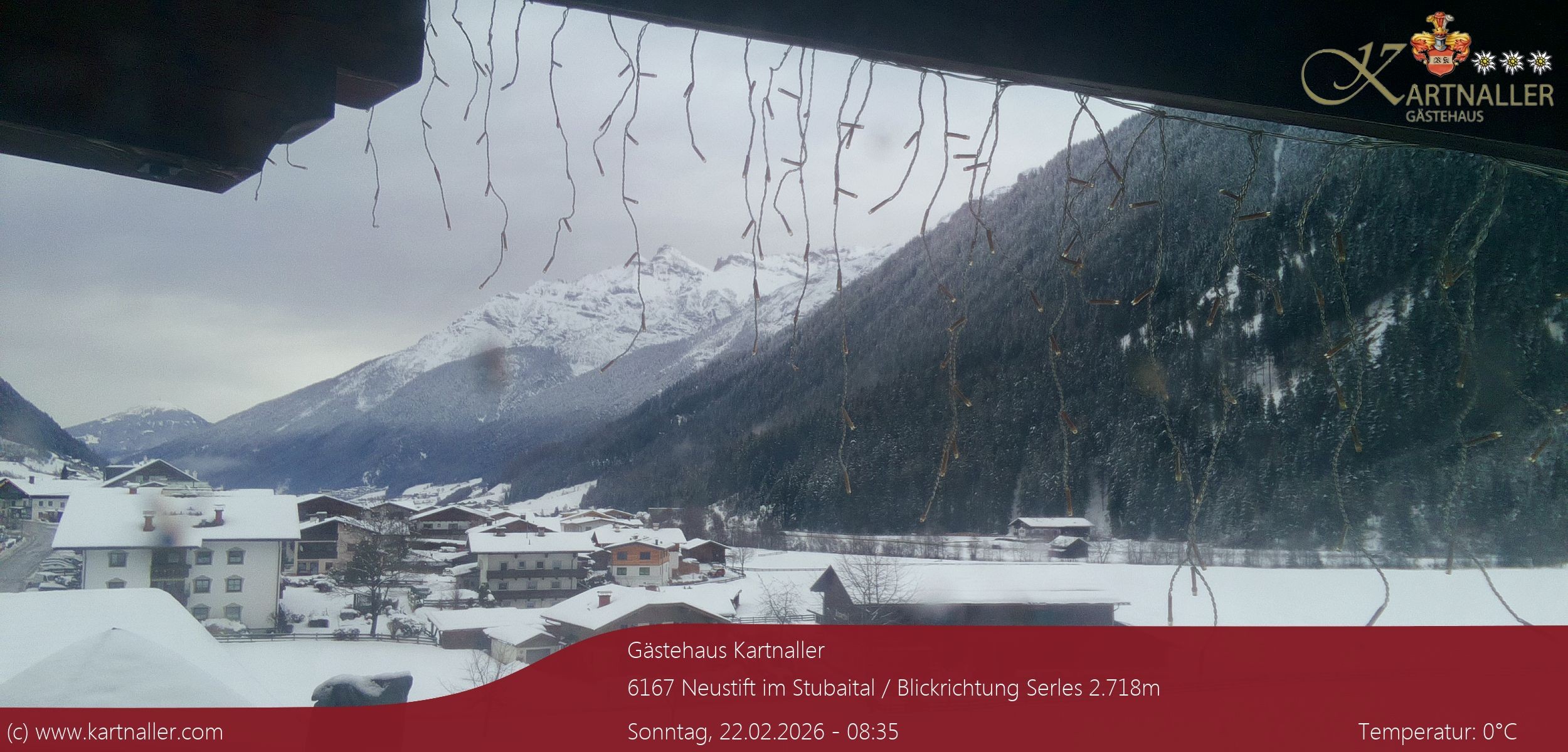 Archiv Foto Webcam Blick Neustift und Serles / Stubaital