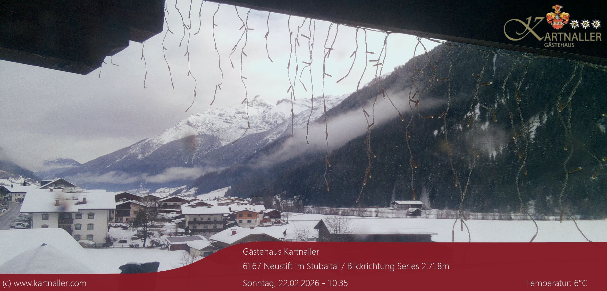 Archiv Foto Webcam Blick Neustift und Serles / Stubaital